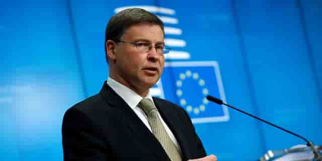 Valdis Dombrovskis commission européenne