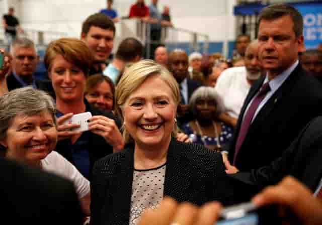 Clinton s’oppose au traite transpacifique