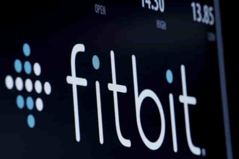 Fitbit s'associe a adidas dans une montre connectee