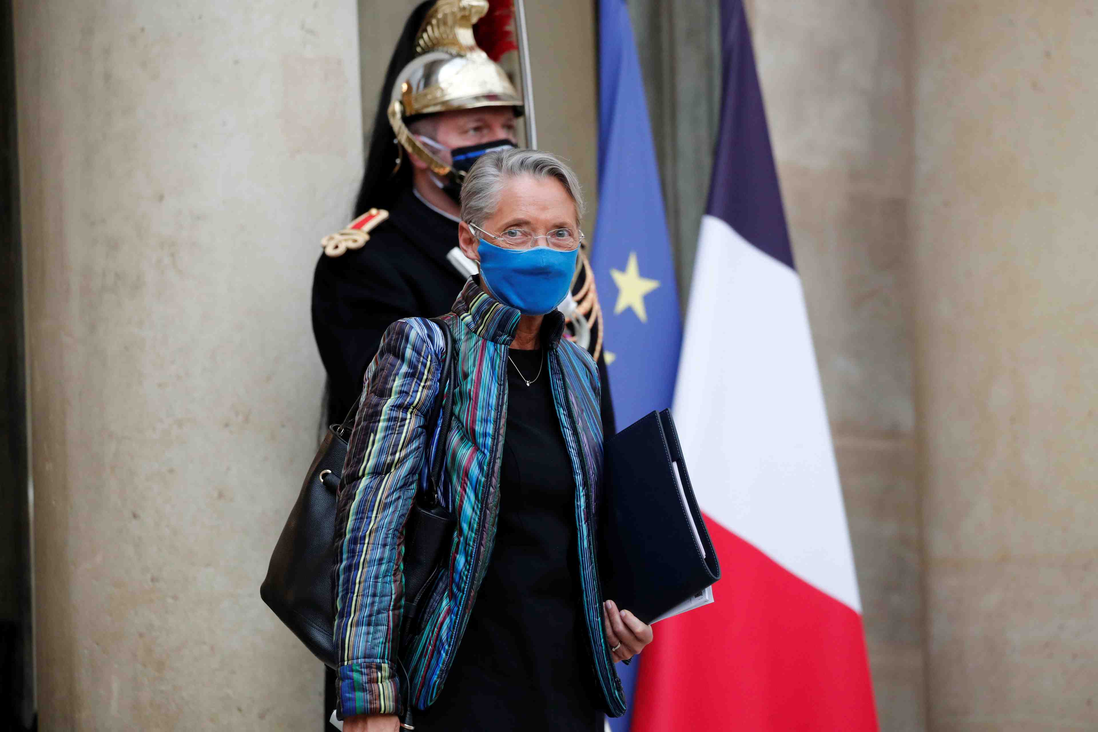 Borne "va mieux" mais reste hospitalisee