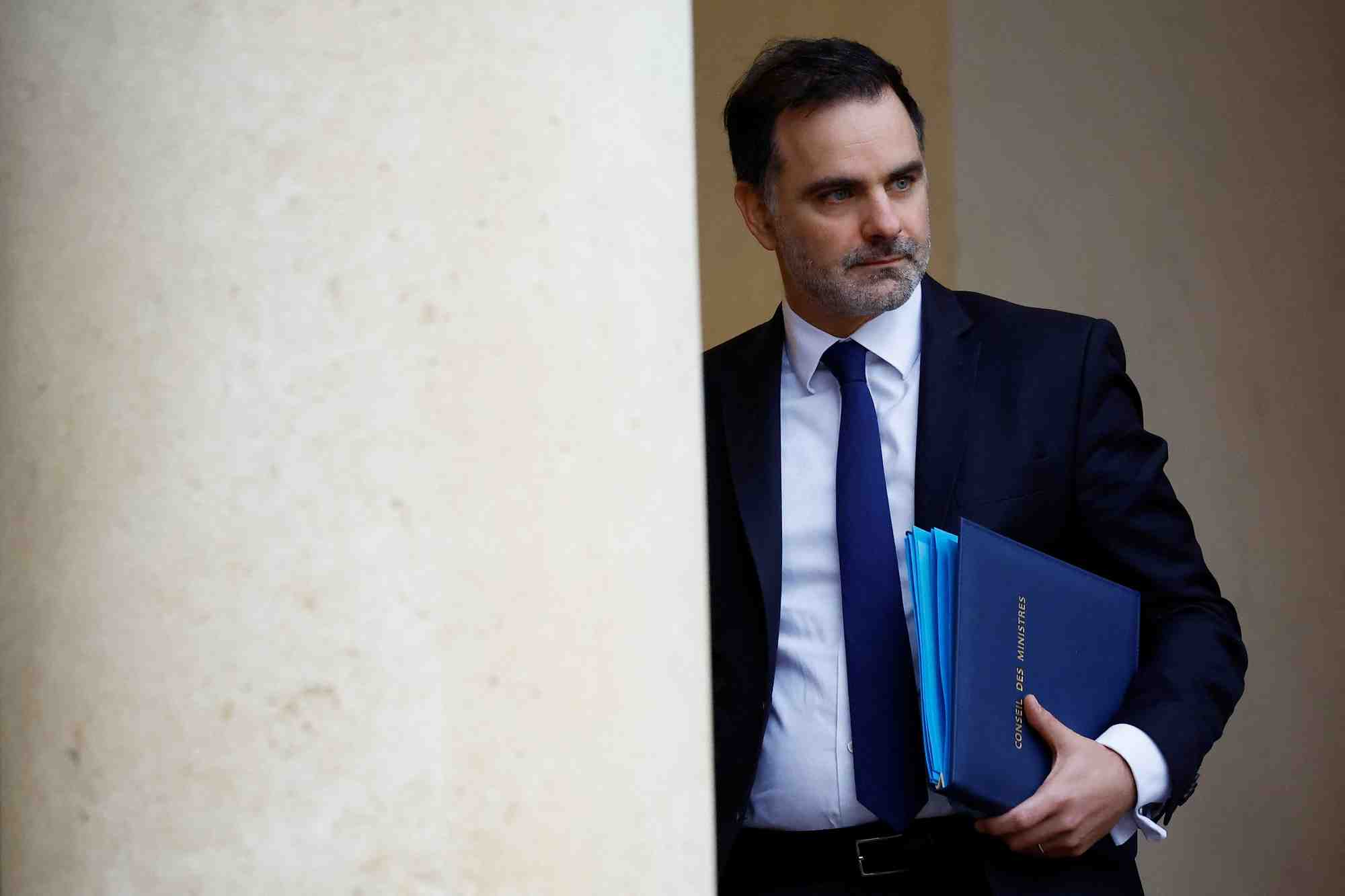 Le ministre démissionnaire du Budget, Laurent Saint-Martin, a présenté ce mercredi la loi spéciale en conseil des ministres qui doit éviter la paralysie budgétaire de l'Etat début 2025.