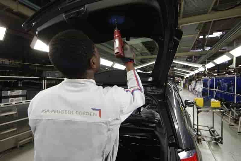 Le marche de l'apres-vente dans l'automobile aiguise l'appetit des americains