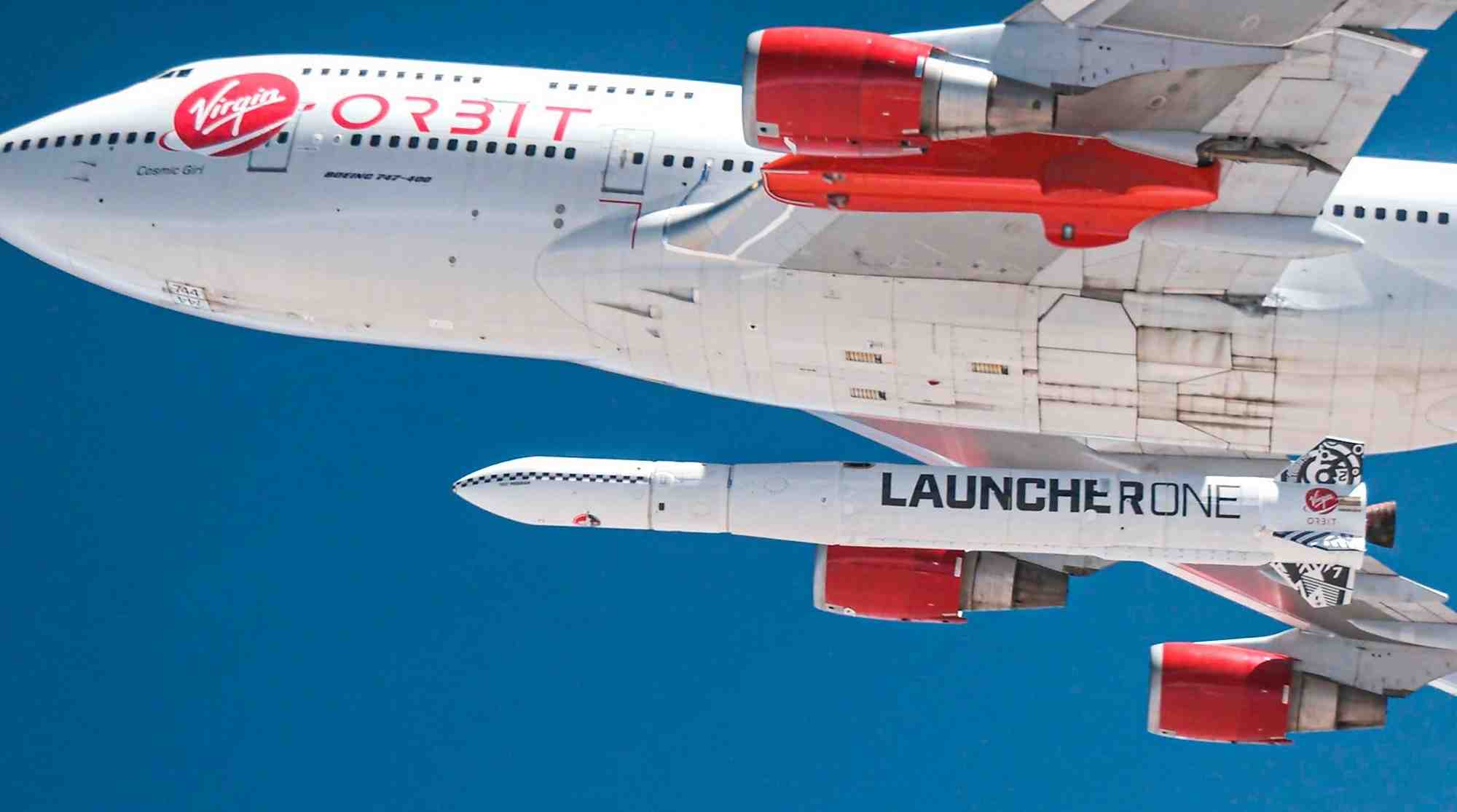 "Nous avons confirmé une libération correcte par l'appareil. Mais la mission s'est terminée peu après le début du vol. Cosmic Girl et notre équipage vont bien et reviennent à la base" (Virgin Orbit)