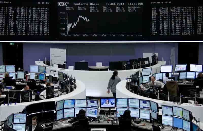 Les Bourses européennes dans le vert à la mi-journée