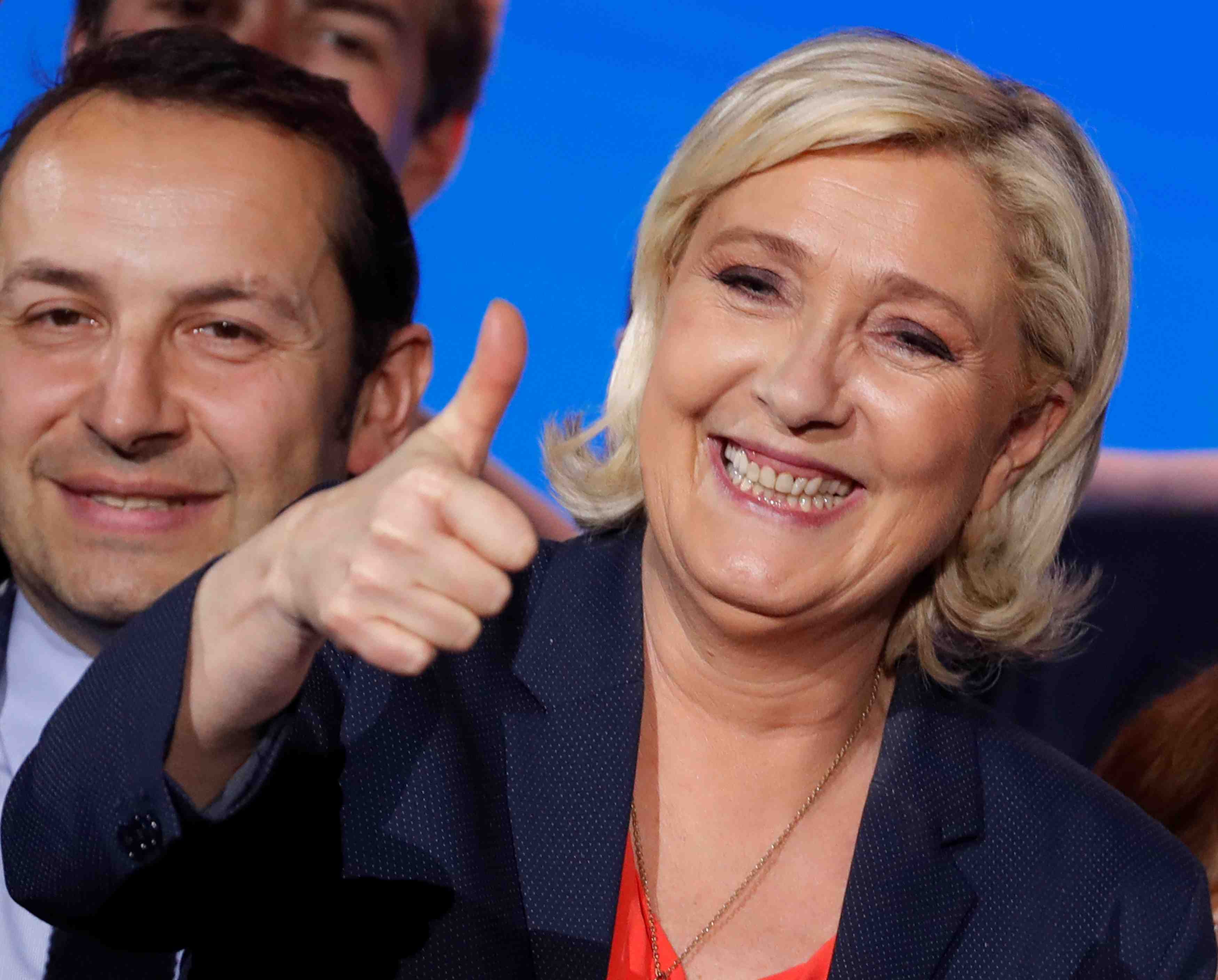 Le pen espere une "insurrection electorale" pour les europeennes