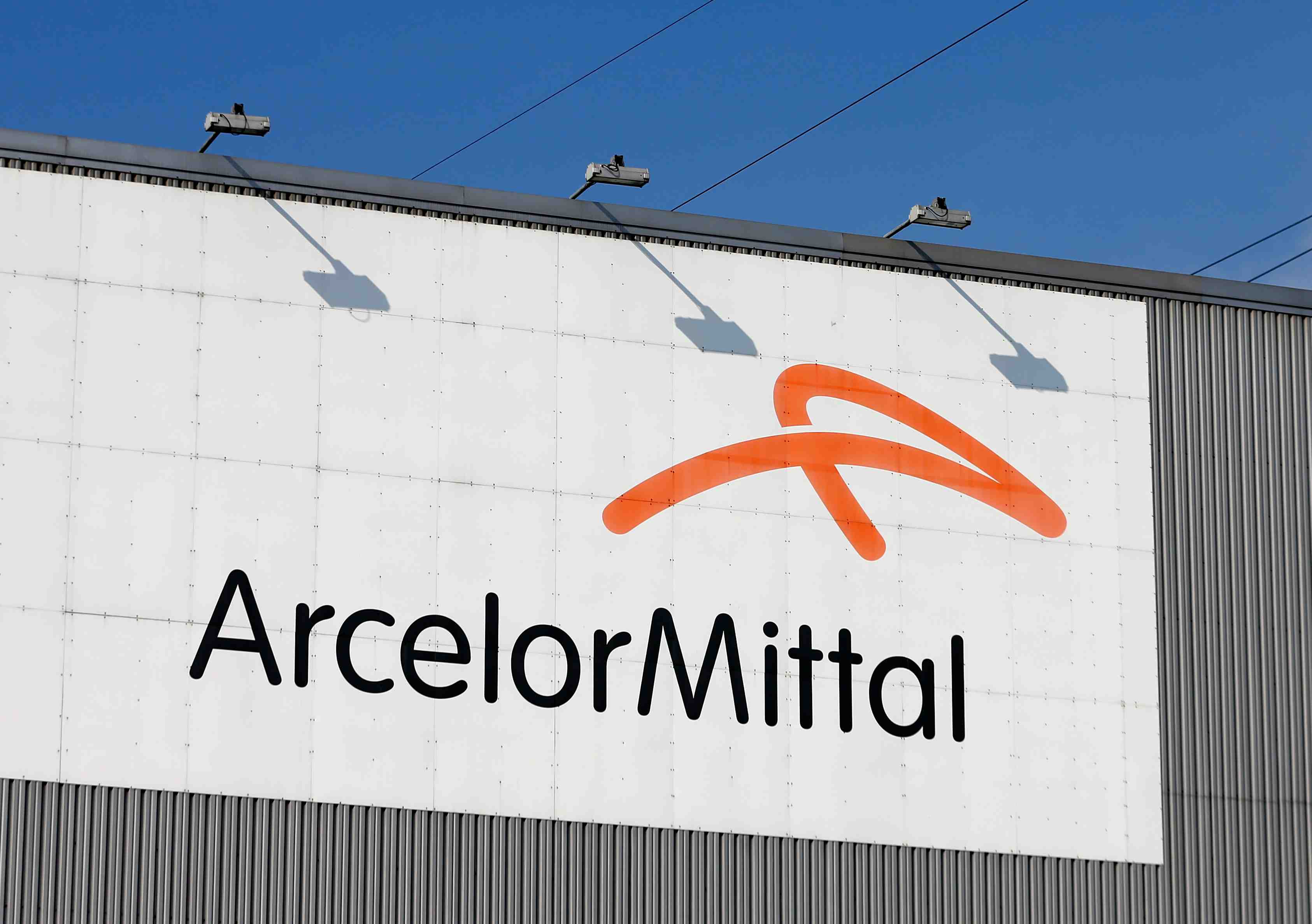 Arcelormittal a suivre a la bourse d'amsterdam