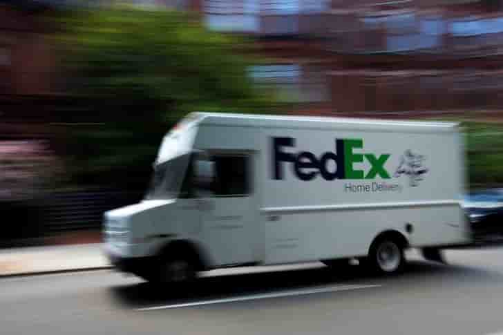 Tnt et fonds de retraite pesent sur le 4e trimestre de fedex