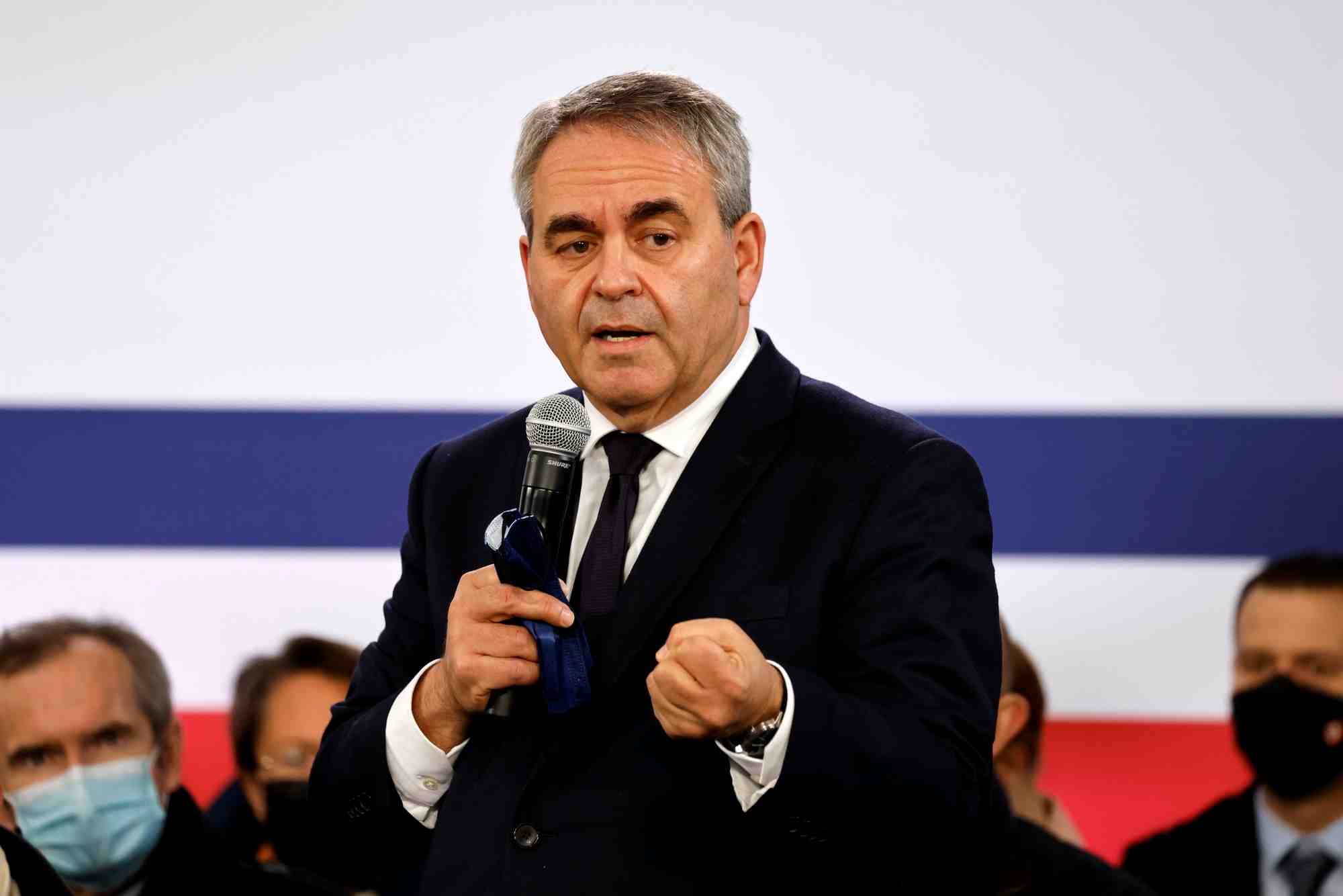 France: xavier bertrand lancera son parti, "nous france", le 1er octobre, rapporte le figaro