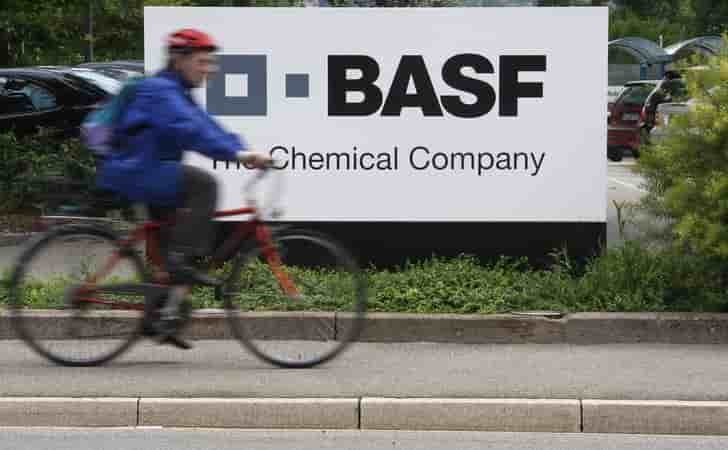 Basf se renforce dans les revetements pour automobile avec chemetall