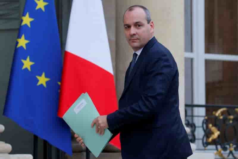 Laurent berger defend son action devant ses militants