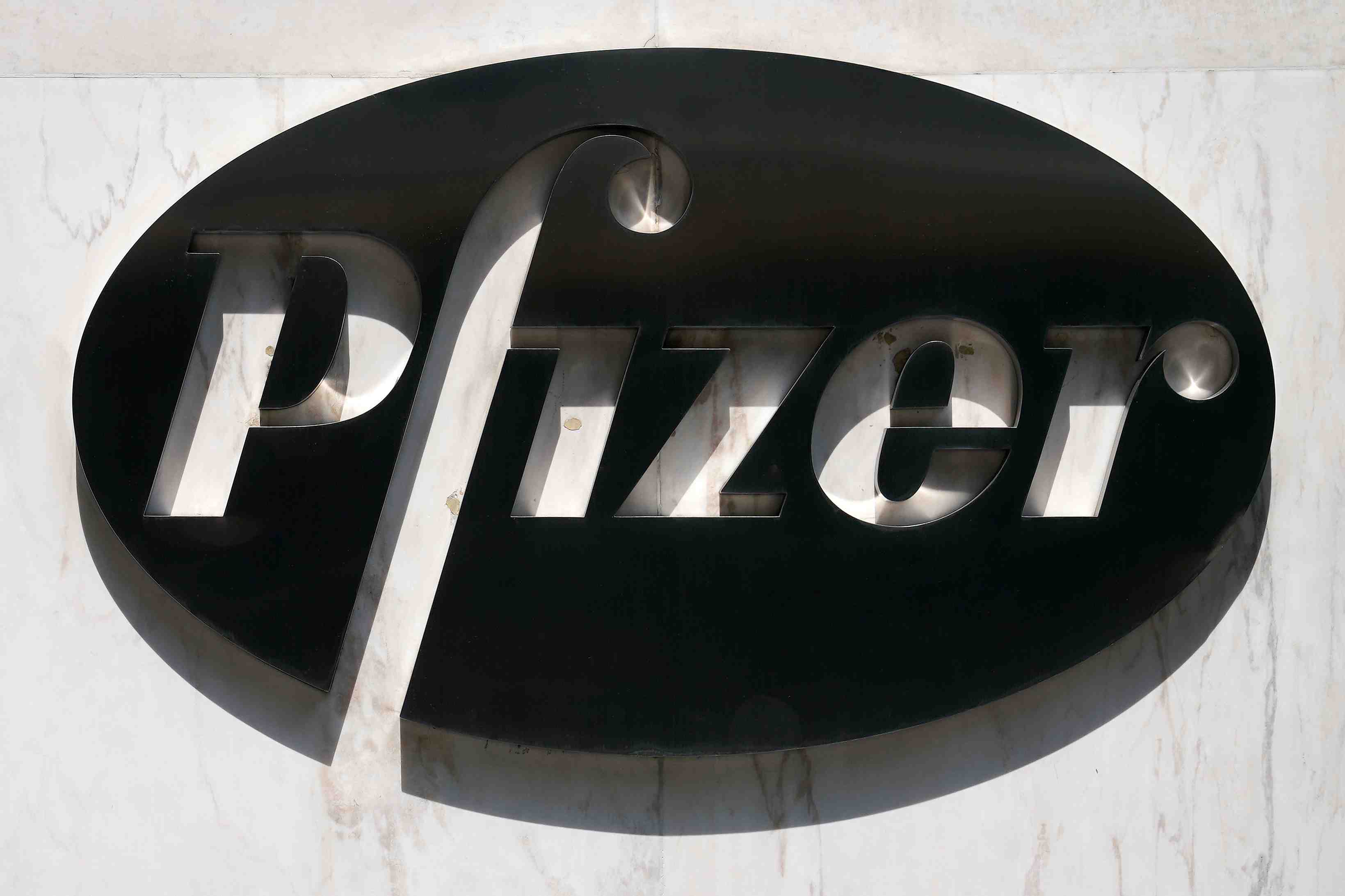 Coronavirus: l'europe lance l'examen accelere du candidat vaccin pfizer-biontech