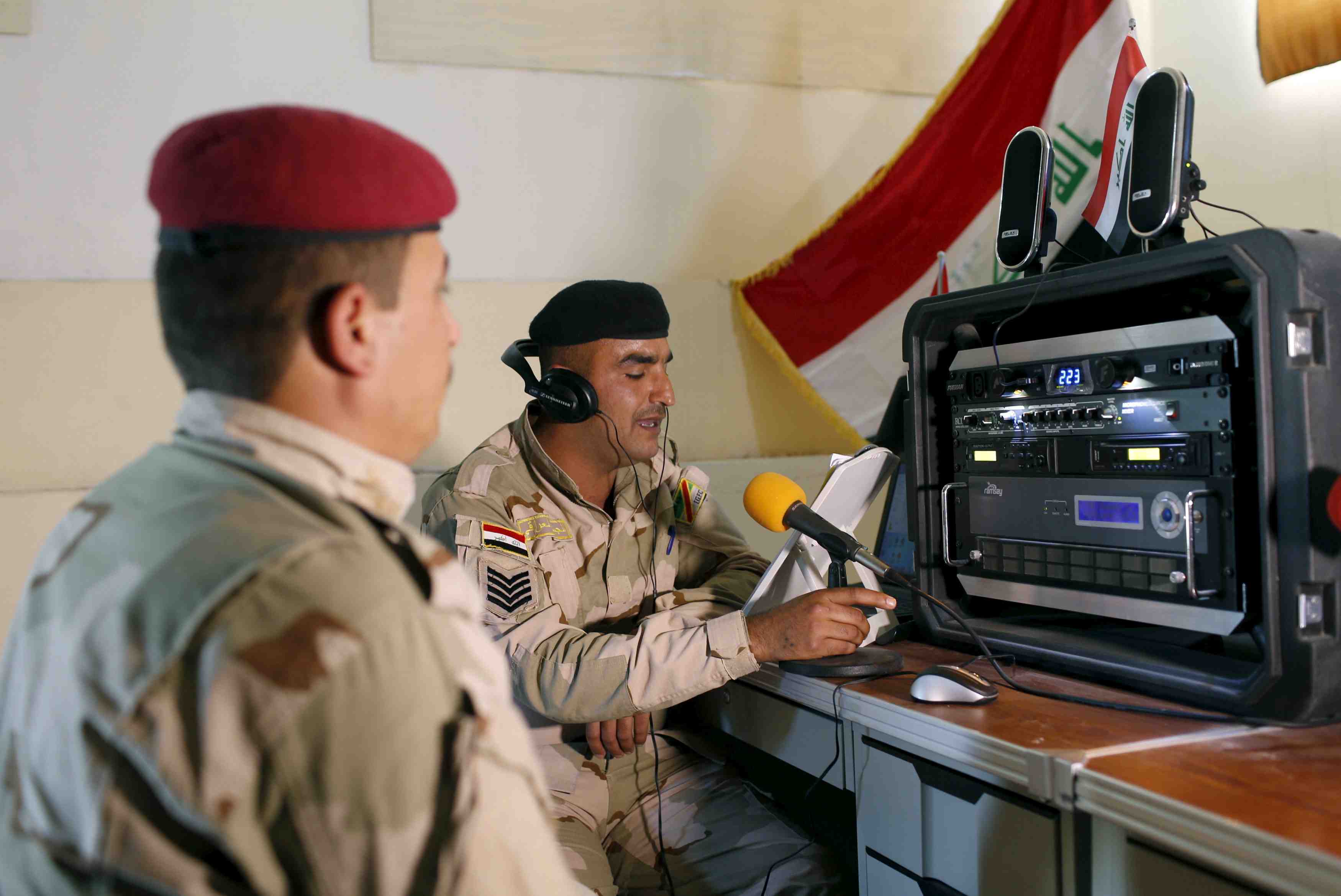 Avant la bataille de mossoul, la lutte est sur les ondes