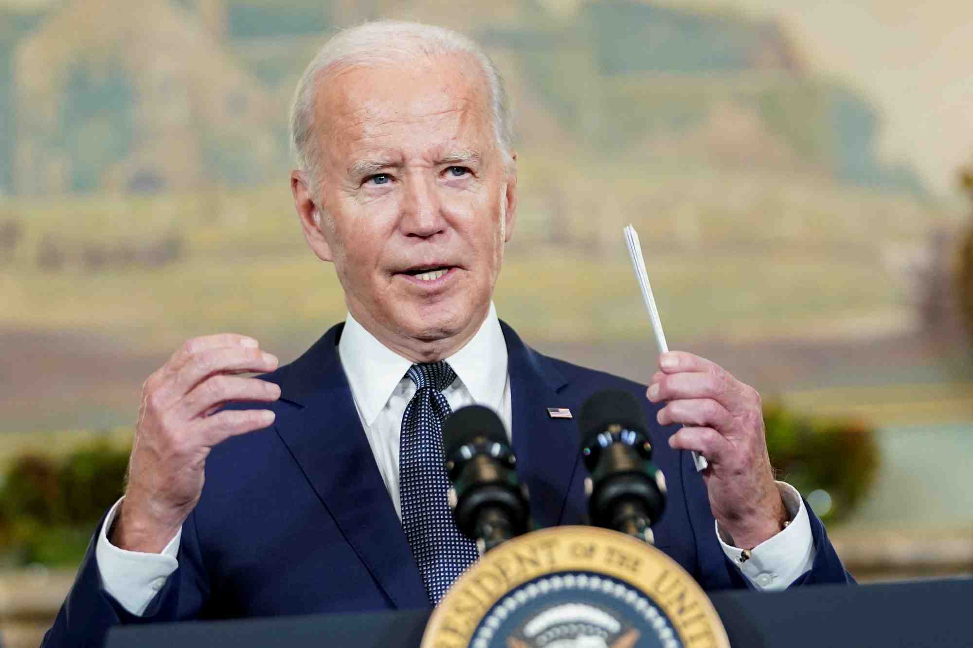 Le president americain joe biden tient une conference de presse a woodside, en californie