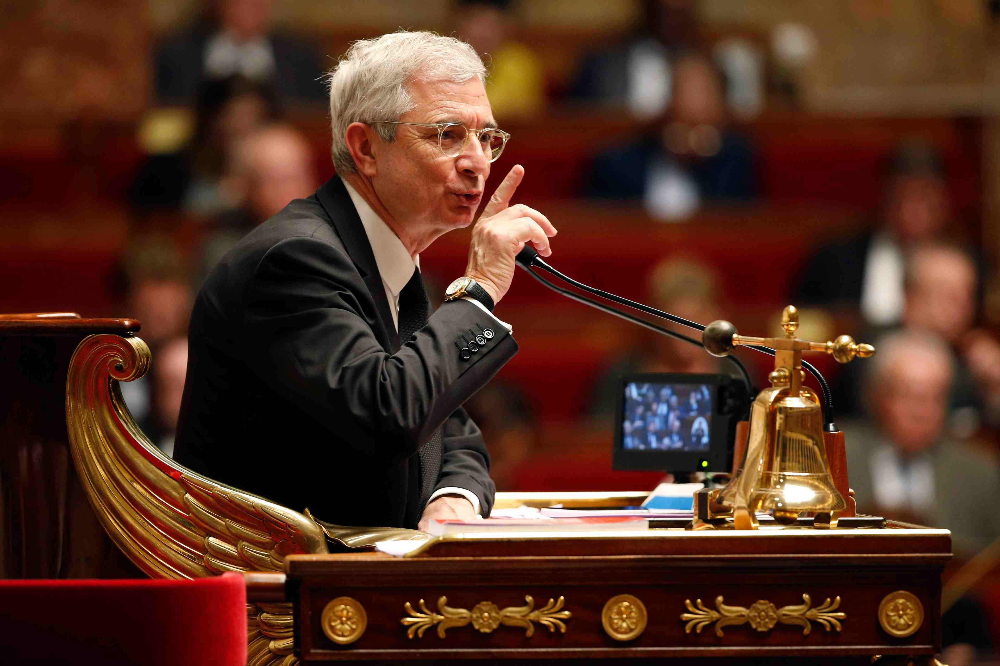 Claude bartolone reste president de l'assemblee nationale