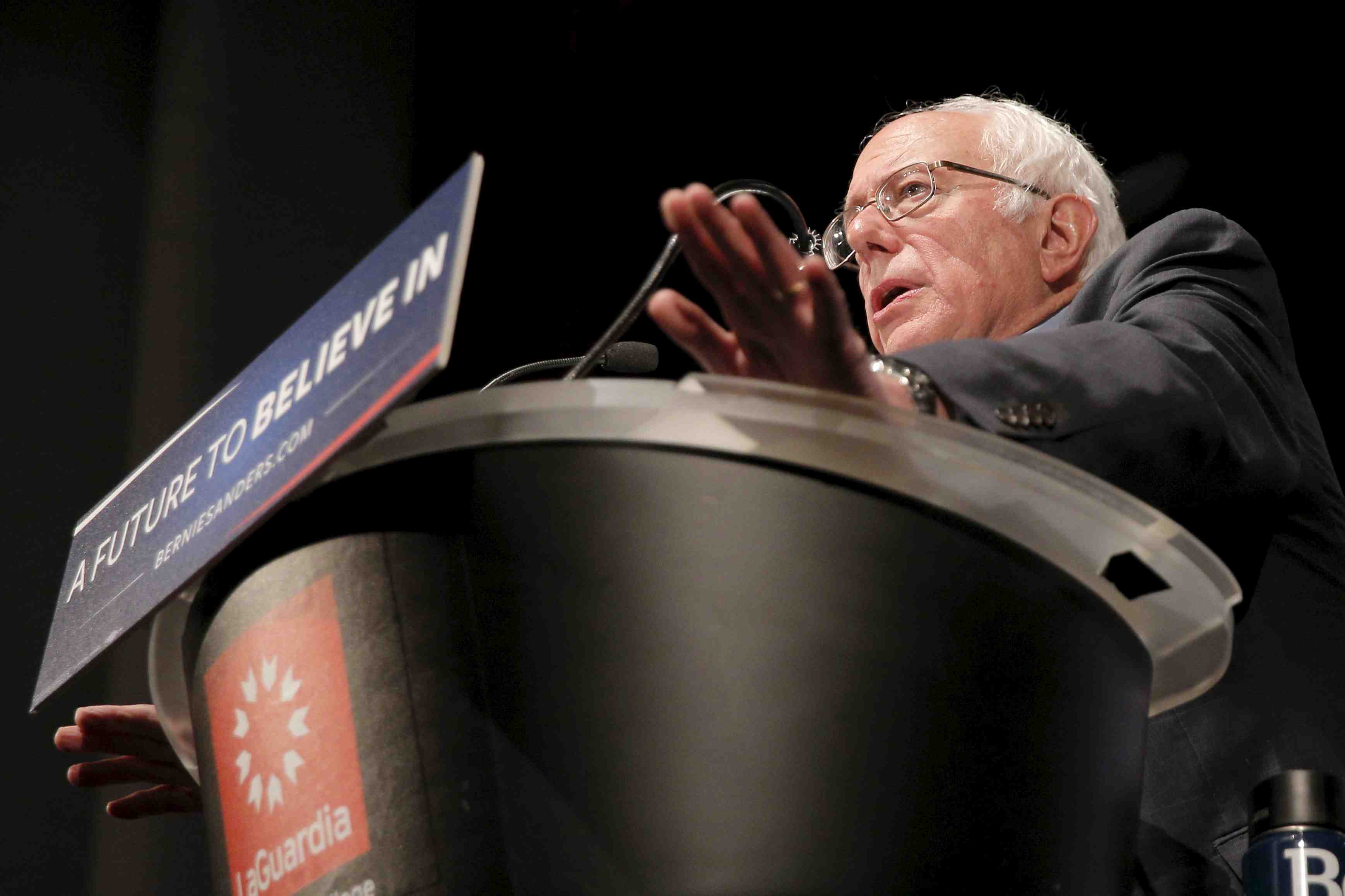 Bernie sanders remporte sur le fil les caucus du wyoming