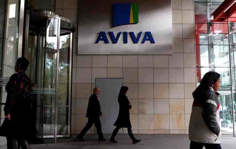 Aviva va depenser 3 milliards de livres d'excedent de cash, le titre monte