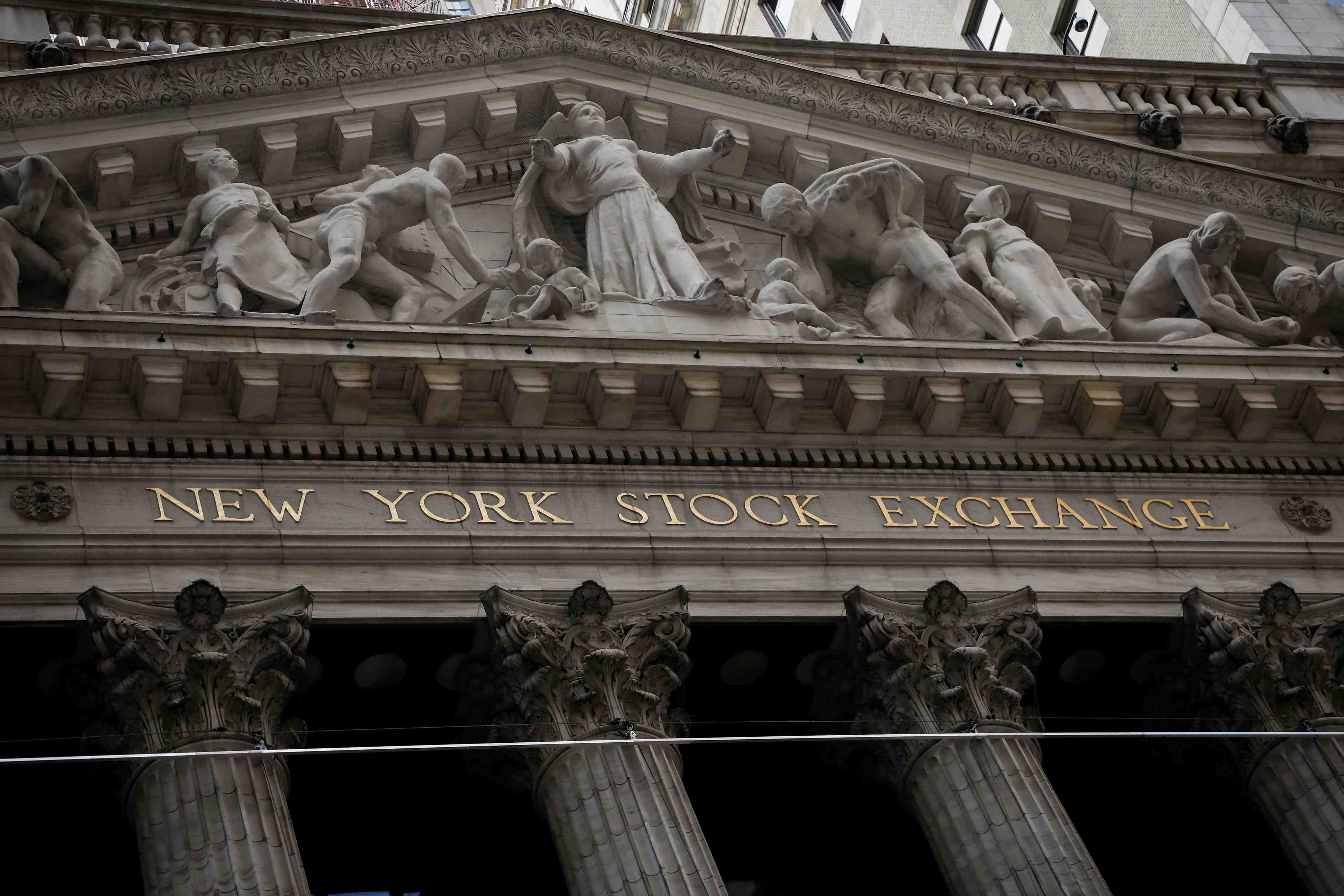 Wall street ouvre en ordre disperse