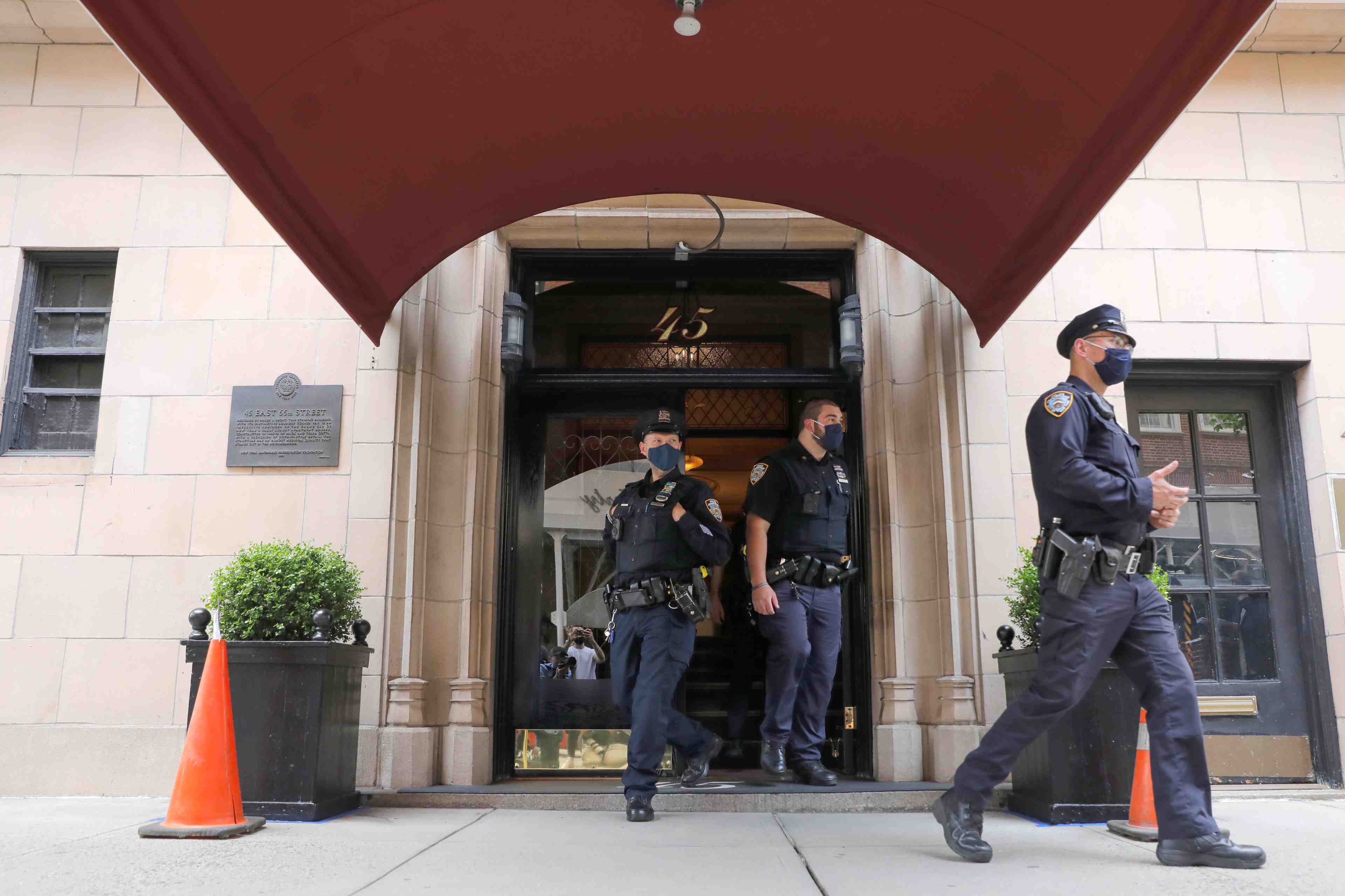 Usa: perquisition federale dans l'appartement new-yorkais de rudy giuliani