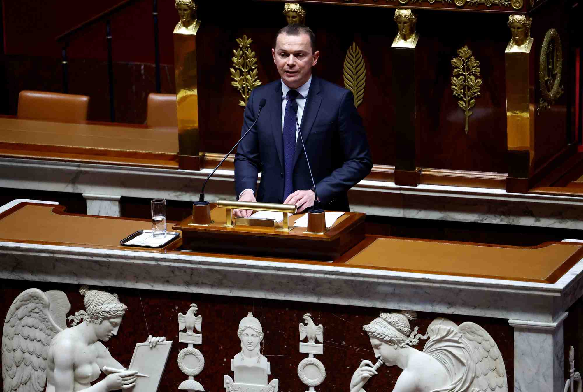 Olivier Dussopt, ministre du Travail, va retrouver l'Assemblée nationale où il défendra la loi « Plein emploi ».