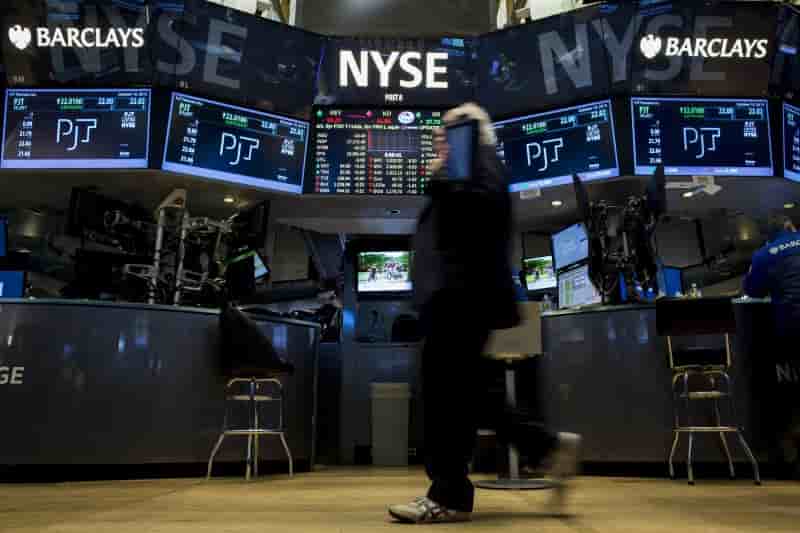 La bourse de new york ouvre dans le rouge