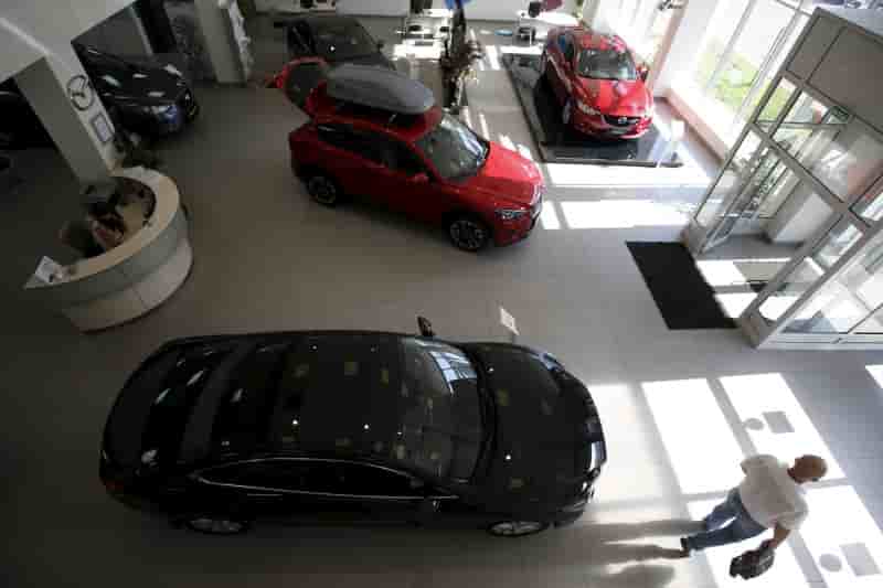 L'automobile russe subit en novembre sa plus forte baisse des ventes de 2015
