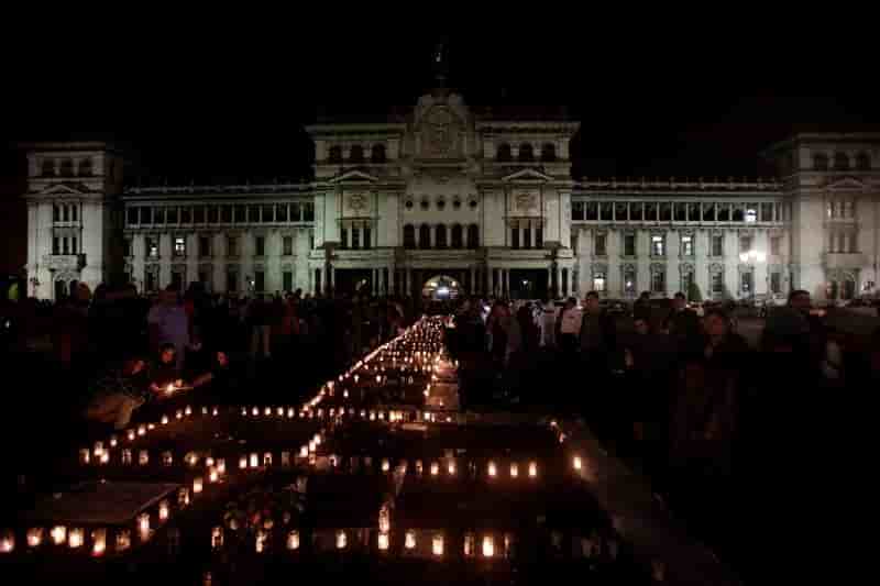 Scenes de "cauchemar" dans le foyer guatemalteque incendie