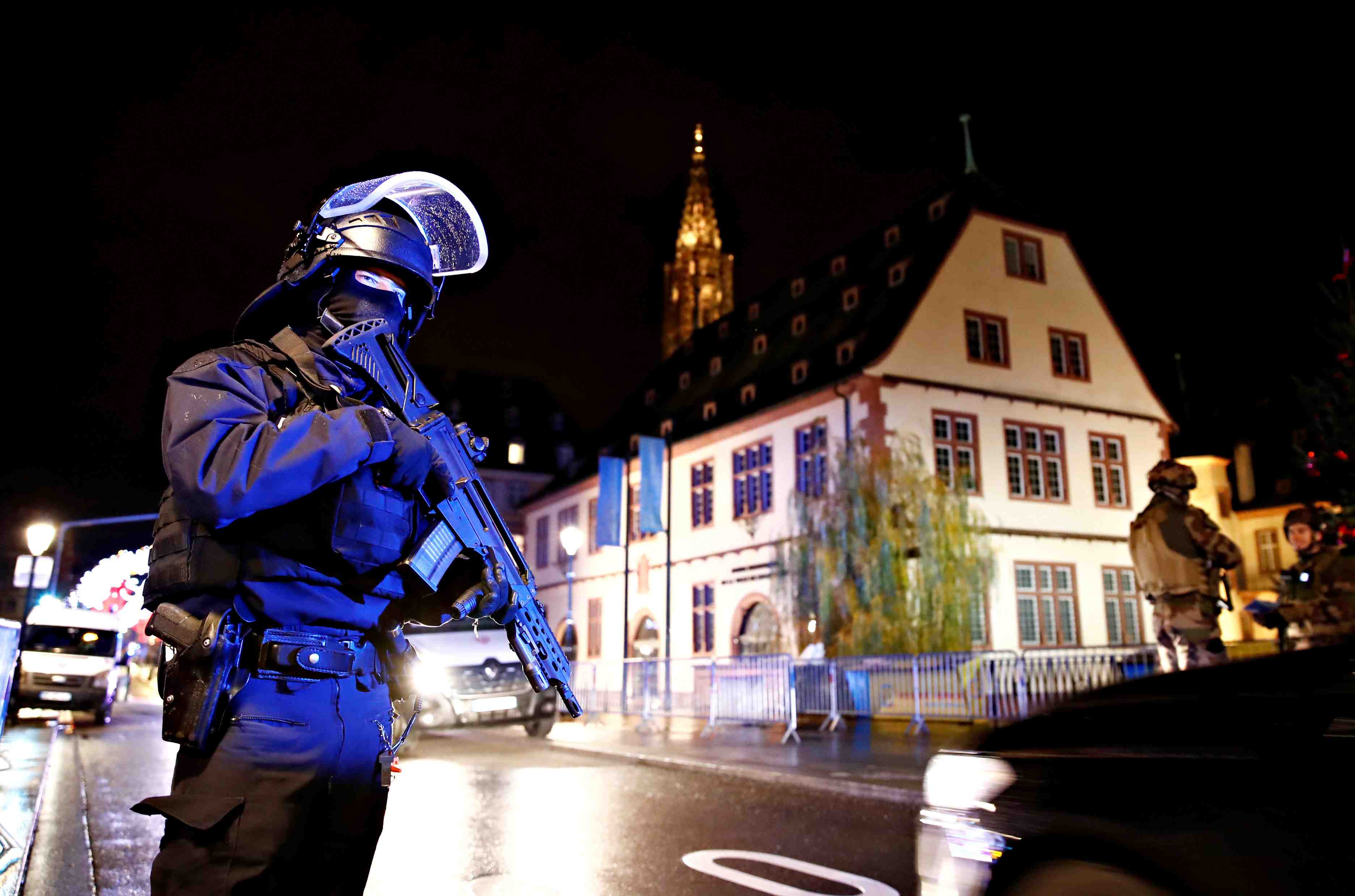 Intervention policiere a strasbourg pour retrouver le tireur