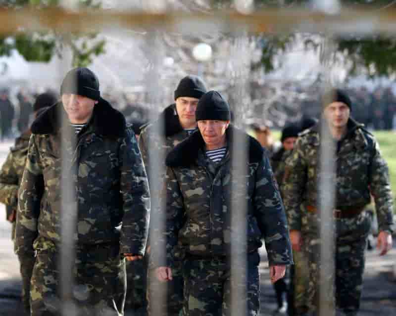 L'Ukraine ordonne l'évacuation de ses dernières bases en Crimée
