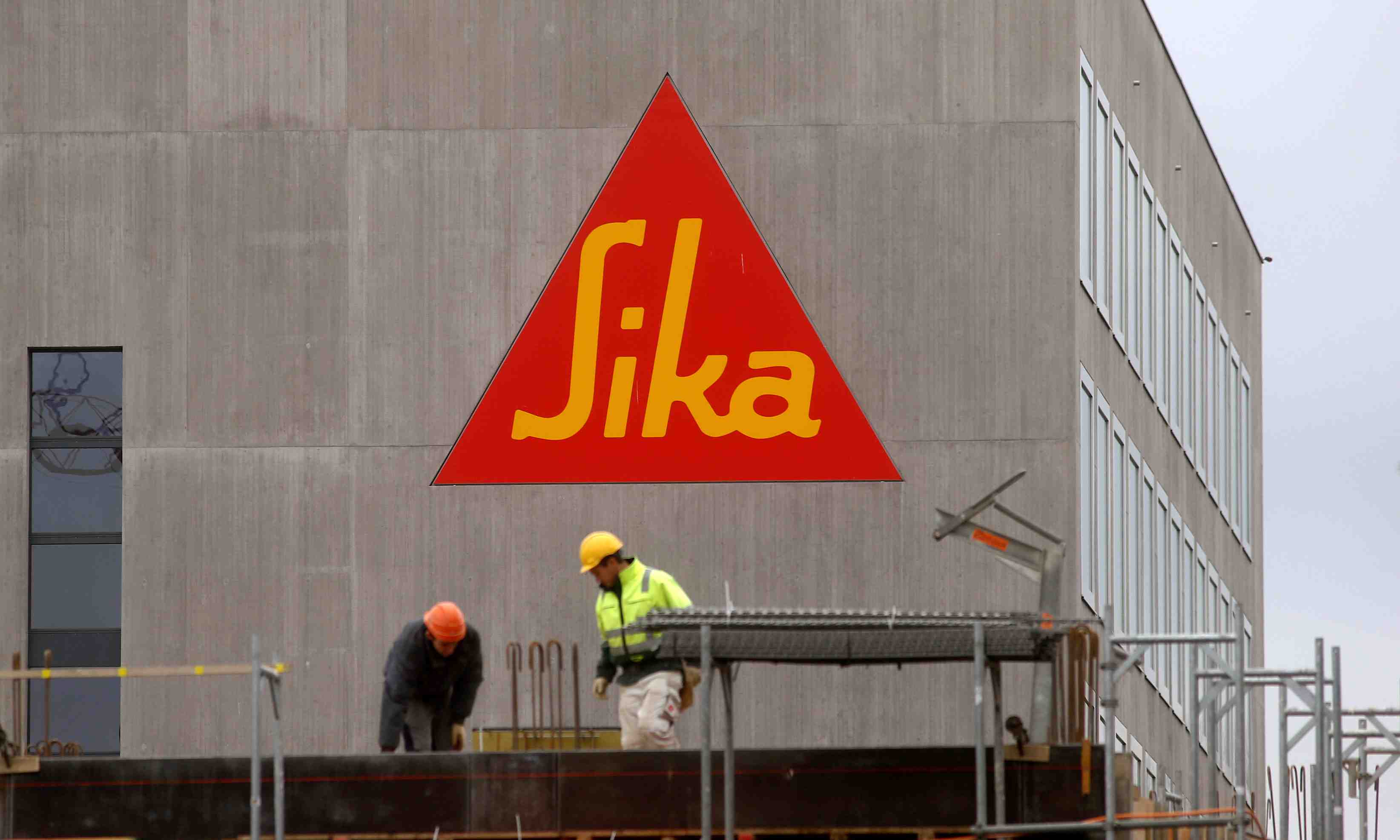 Saint-gobain: la famille fondatrice de sika appelle a la negociation