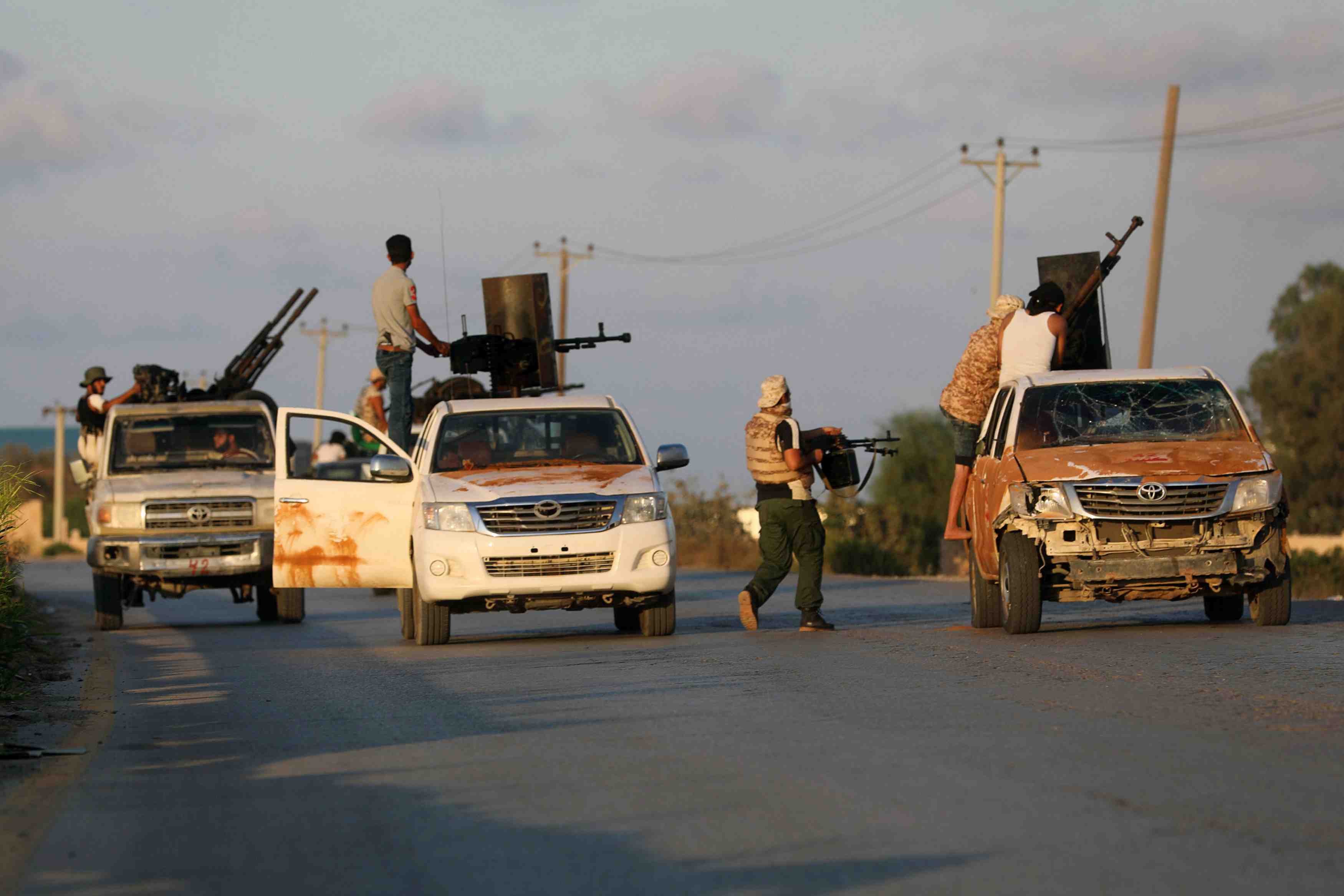 Les combats dans tripoli ont fait plus de cent morts en un mois