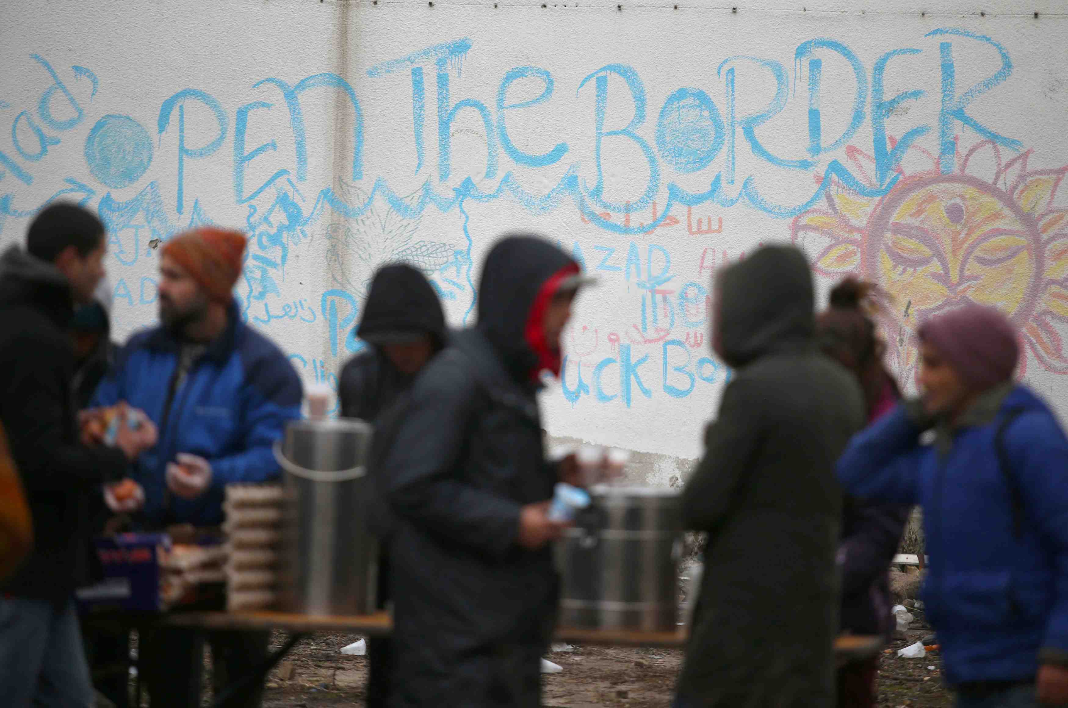 En serbie, les migrants bravent l'hiver pour entrer dans l'ue