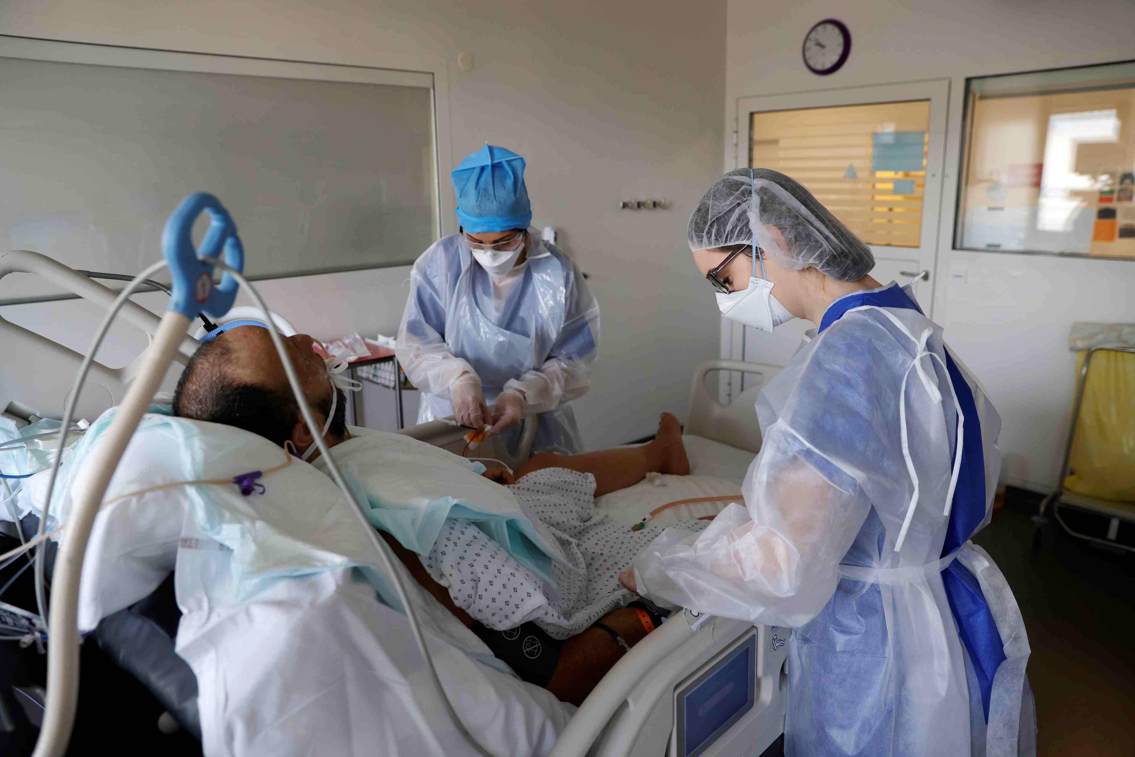 La france compte 3.769 patients covid-19 en reanimation