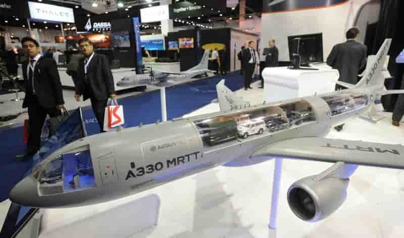 La france commande trois avions ravitailleurs de plus a airbus