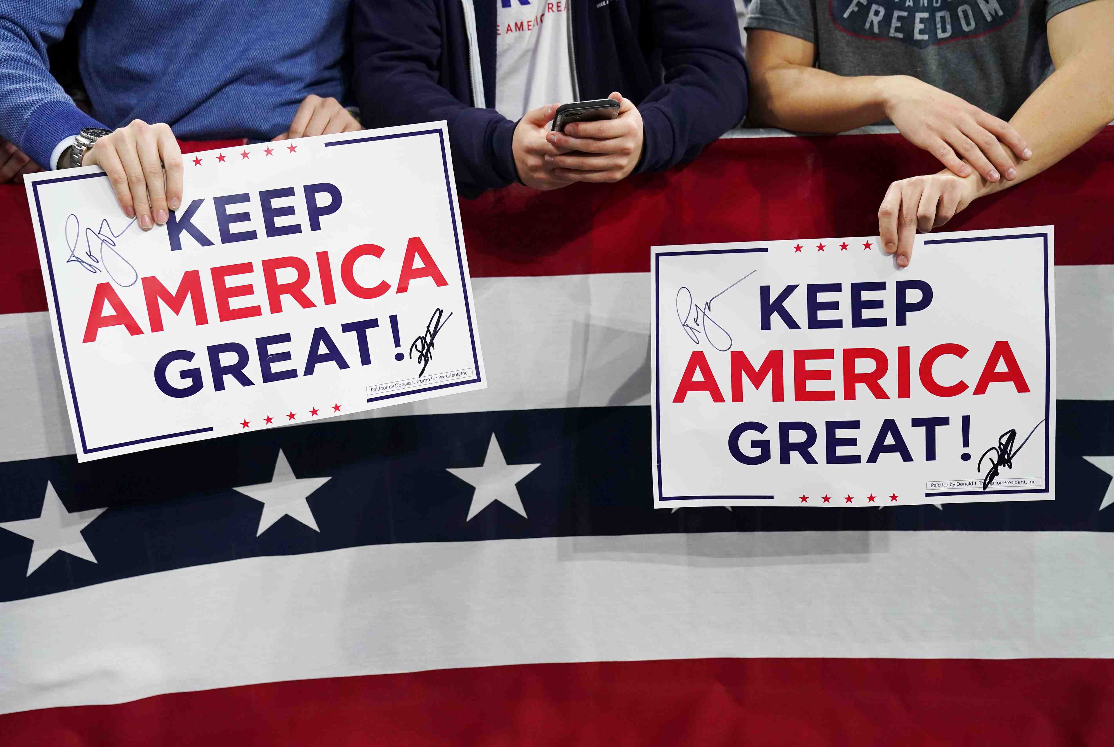 Usa: tulsa attend dans la crainte le grand meeting electoral de trump