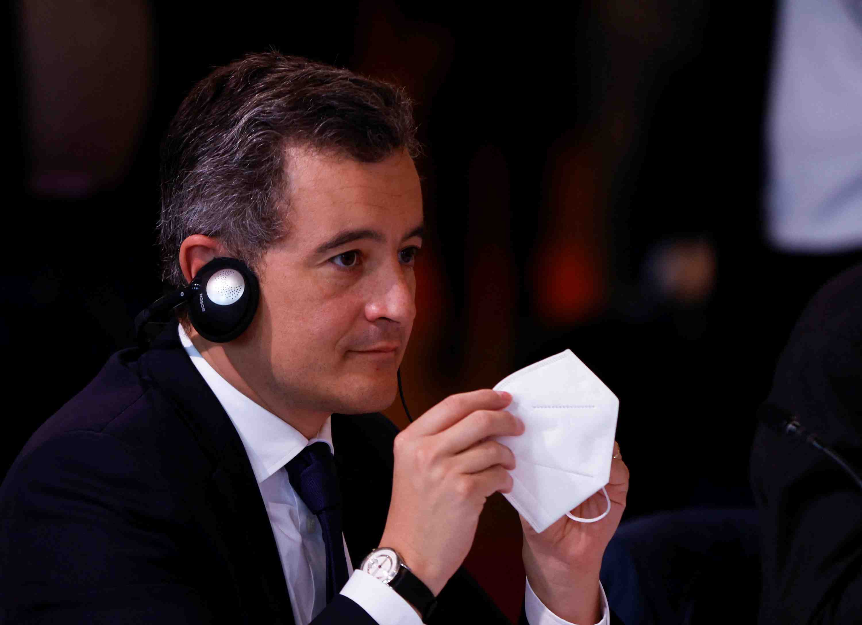 Darmanin se dit pret a envisager l'autonomie de la corse, selon la presse