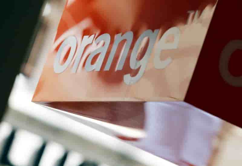Orange aurait mandate bnp paribas et morgan stanley pour etudier le marche