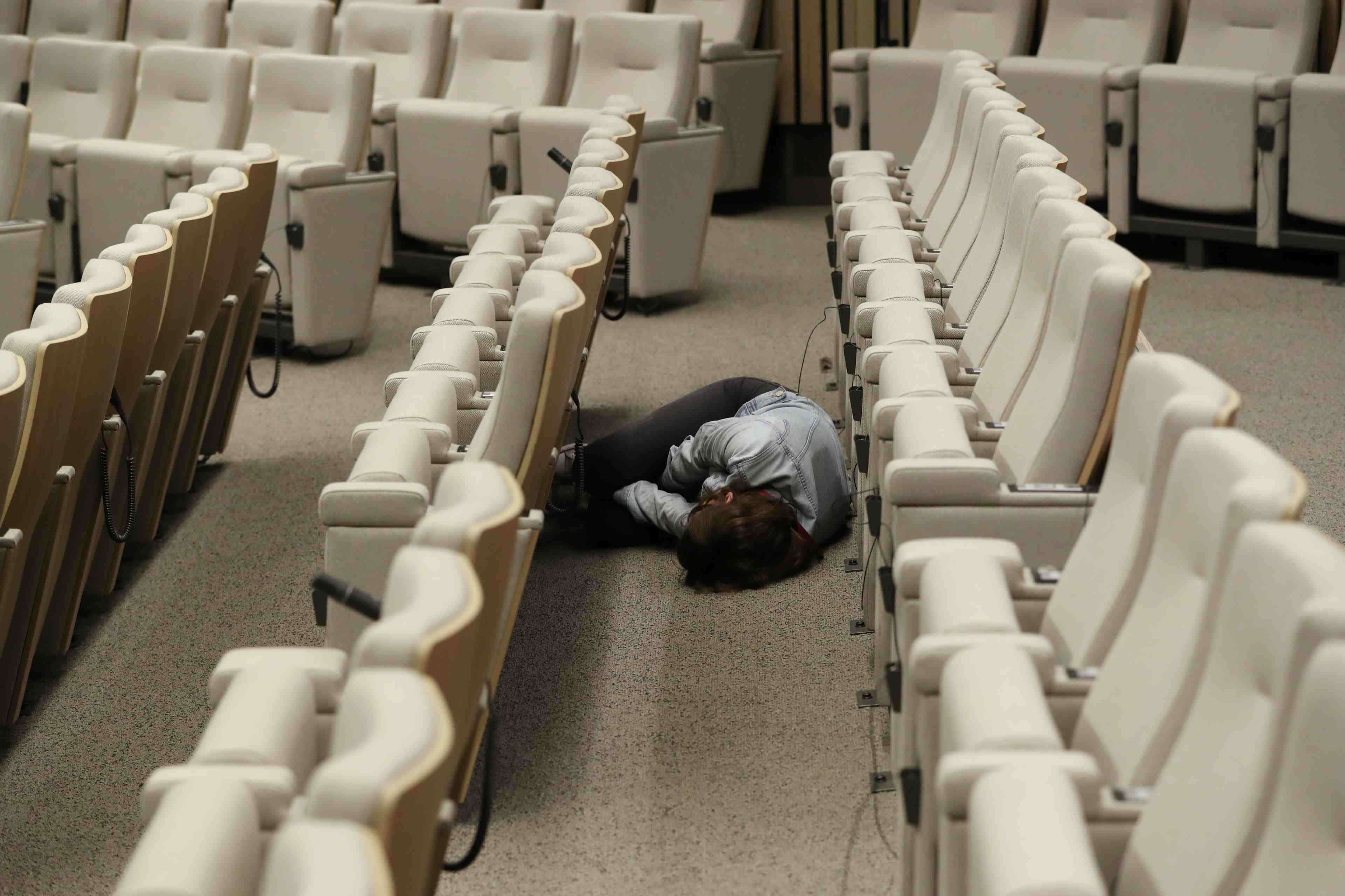 Les europeens toujours en quete de compromis apres une nuit blanche
