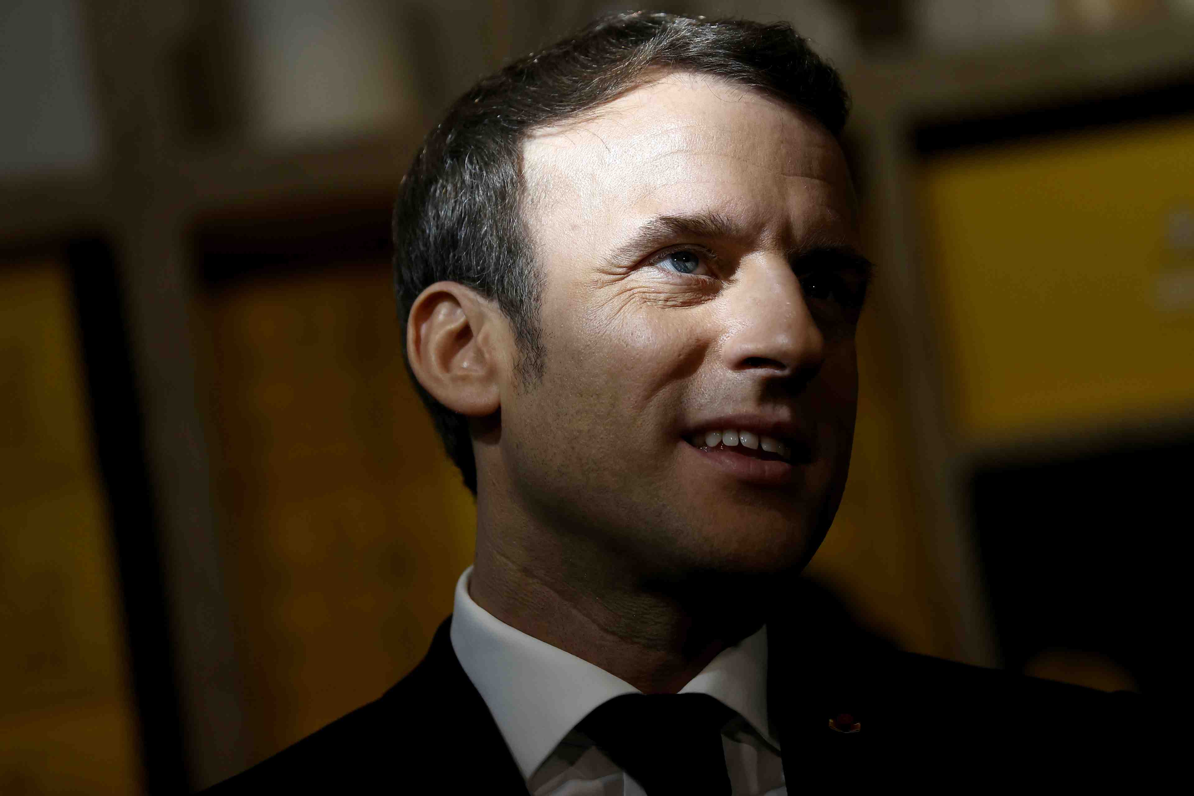 Coronavirus: macron appelle a une "action urgente" au niveau europeen