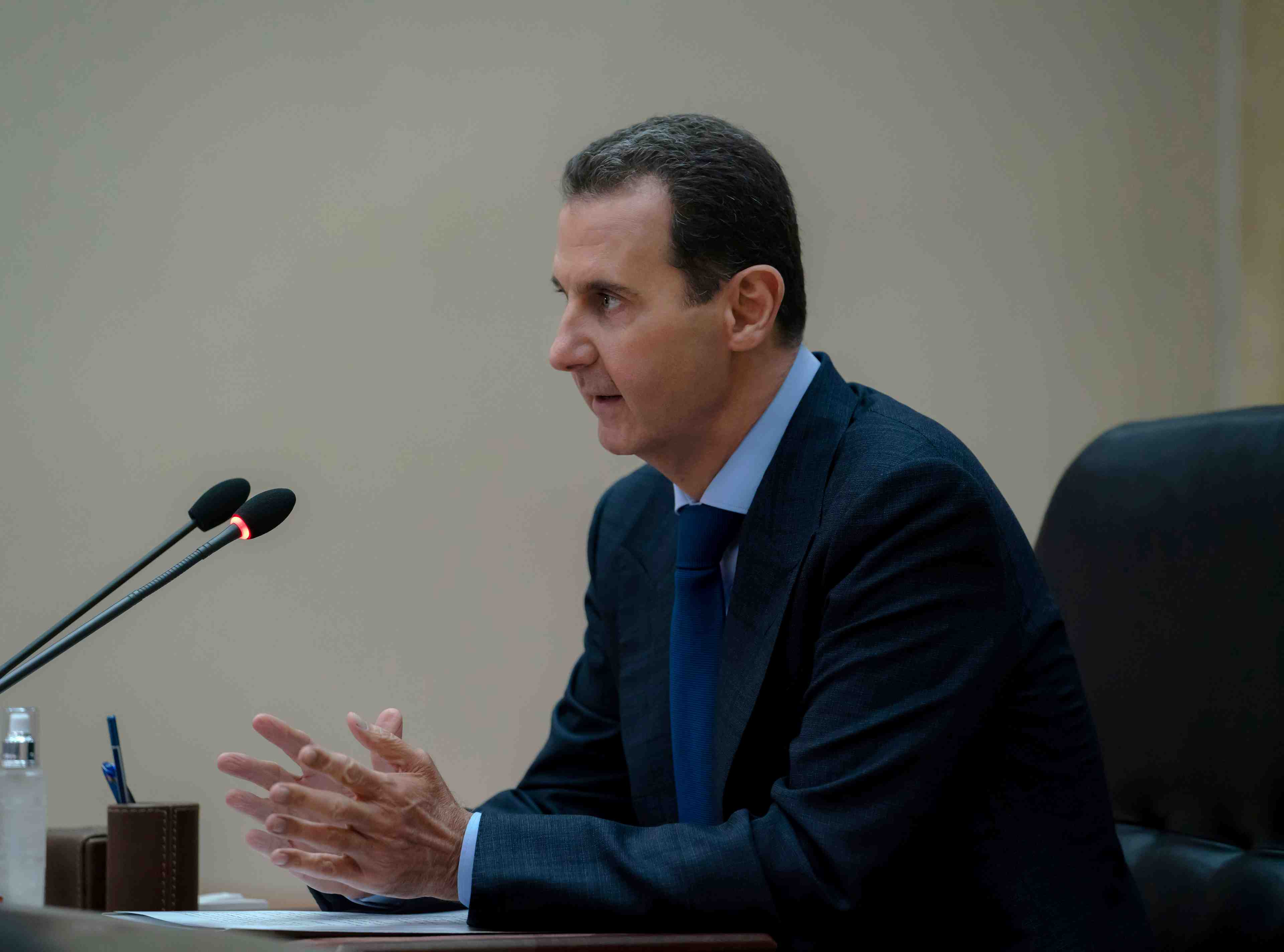 Un oncle d'assad condamne a quatre ans de prison par la justice francaise