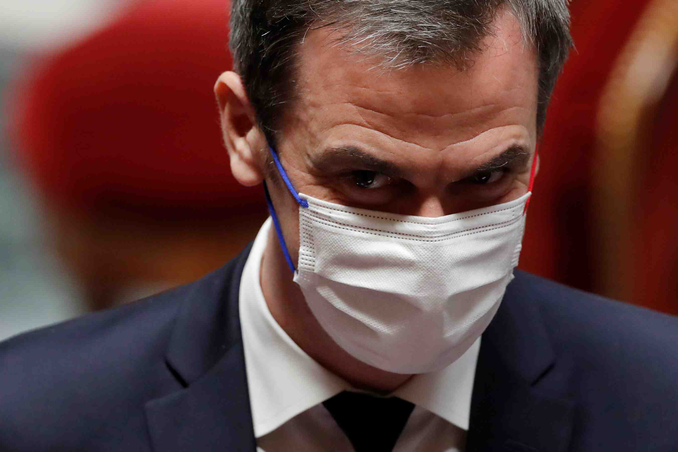 France: le vaccin d'astrazeneca reste un outil precieux, dit veran