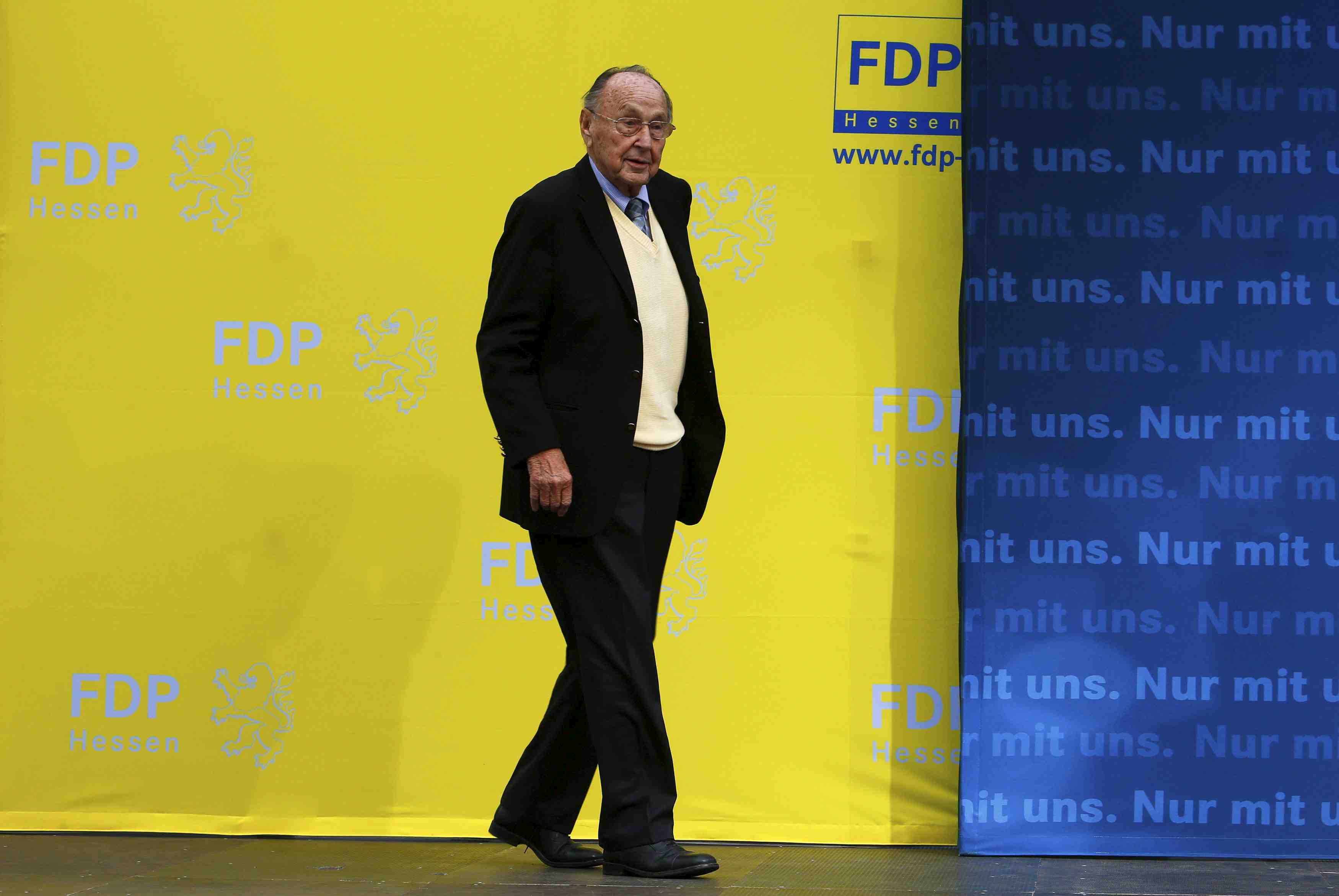 L'ex-chef de la diplomatie allemande hans-dietrich genscher est mort