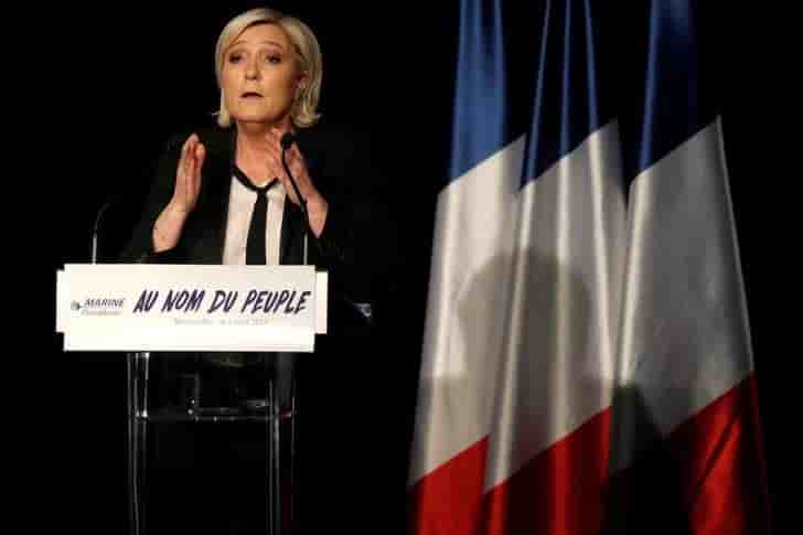 La france n'est pas responsable de la rafle du "vel d'hiv", estime marine le pen