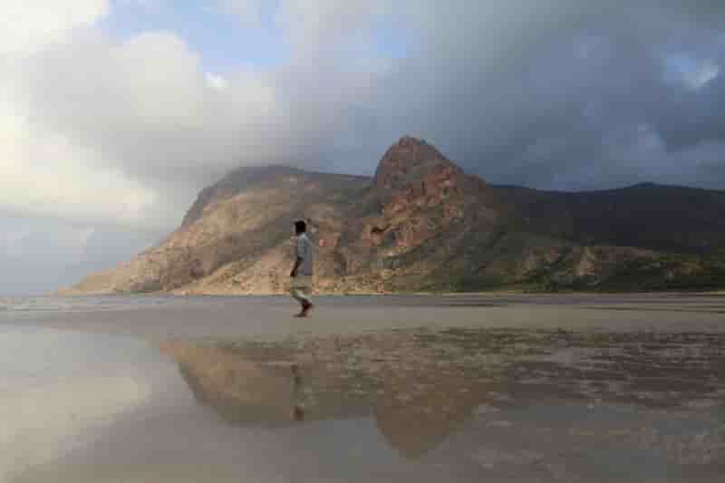 Tempete tropicale sur l'ile yemenite de socotra, etat d'urgence decrete