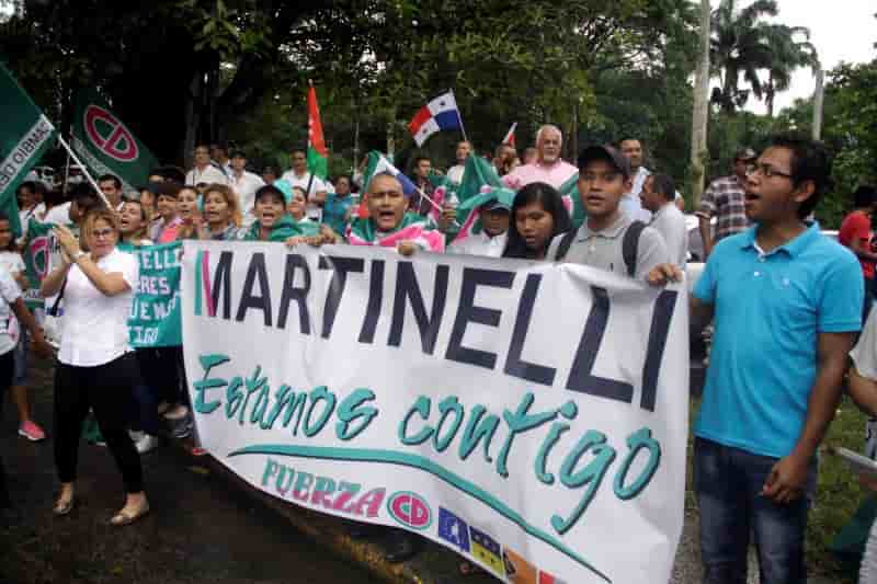 L'ancien president panameen martinelli extrade par les usa vers le panama