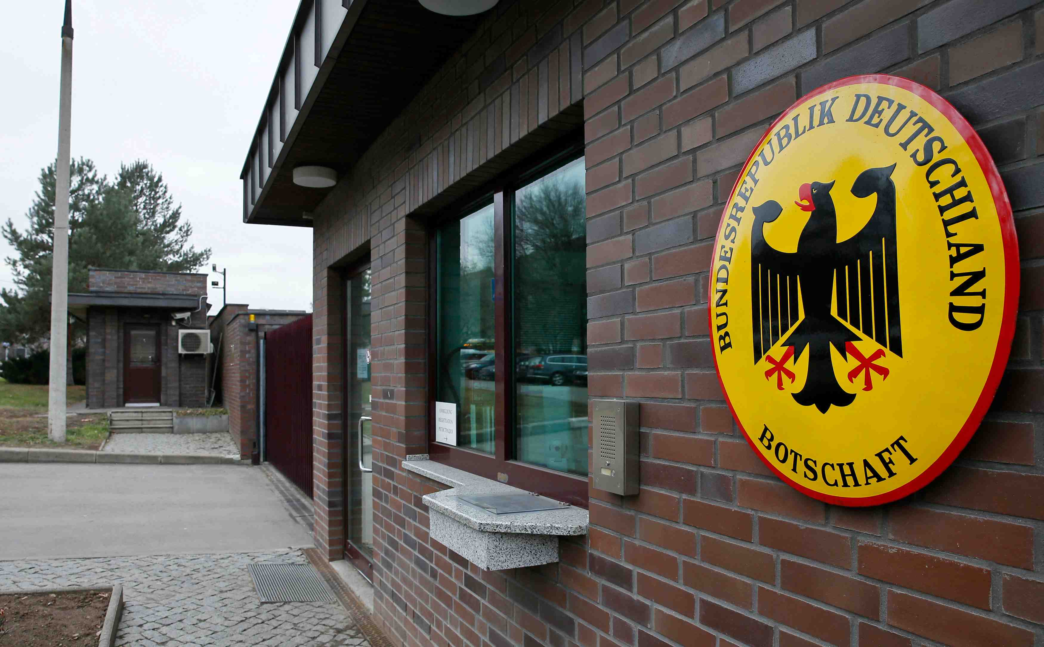 La russie expulse deux diplomates allemands dans un geste de represailles