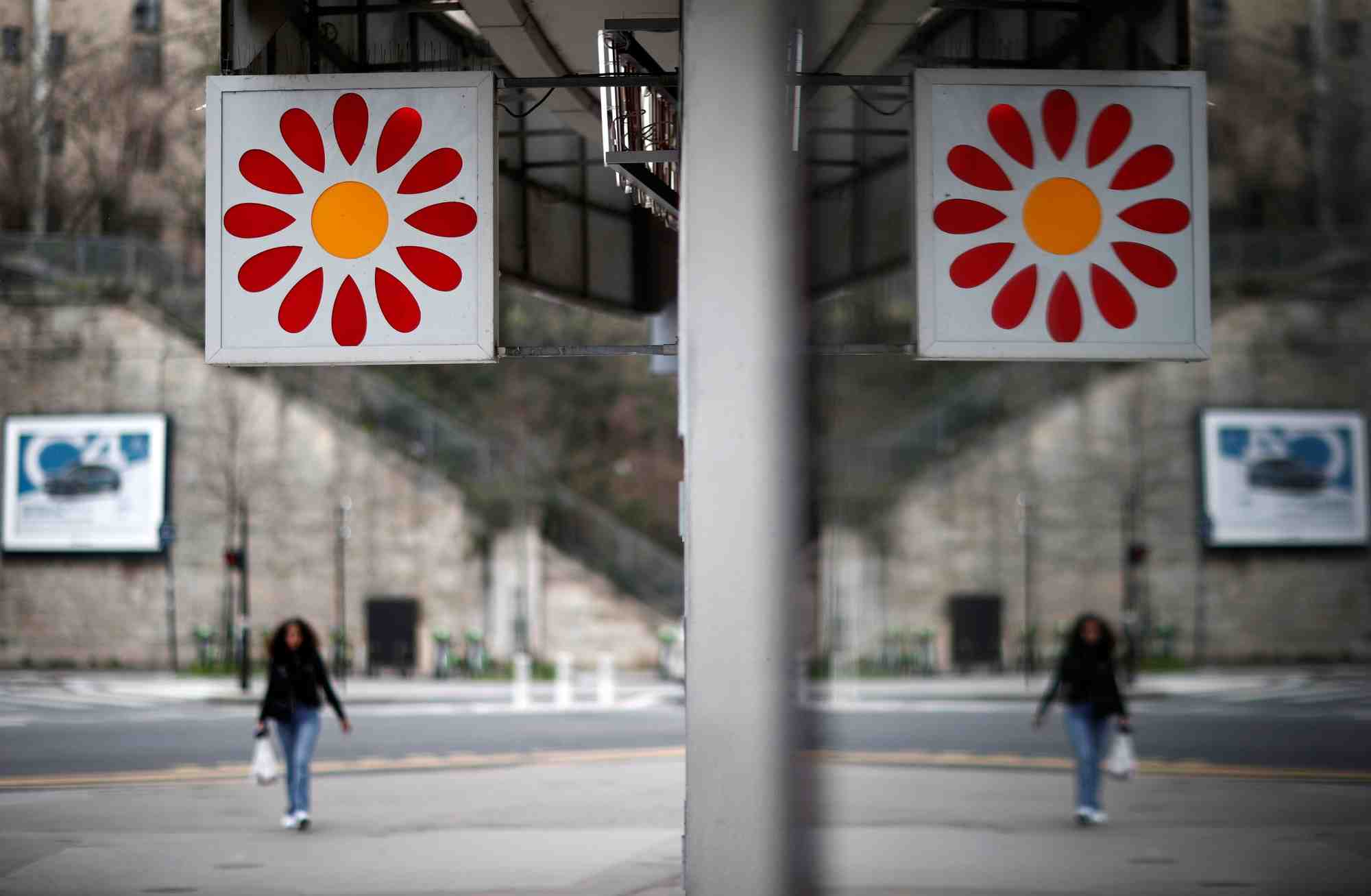 Casino compte « dorénavant près de 8.000 points de vente portés par ses marques Casino, Vival, Spar, Naturalia, Monoprix, Franprix. »