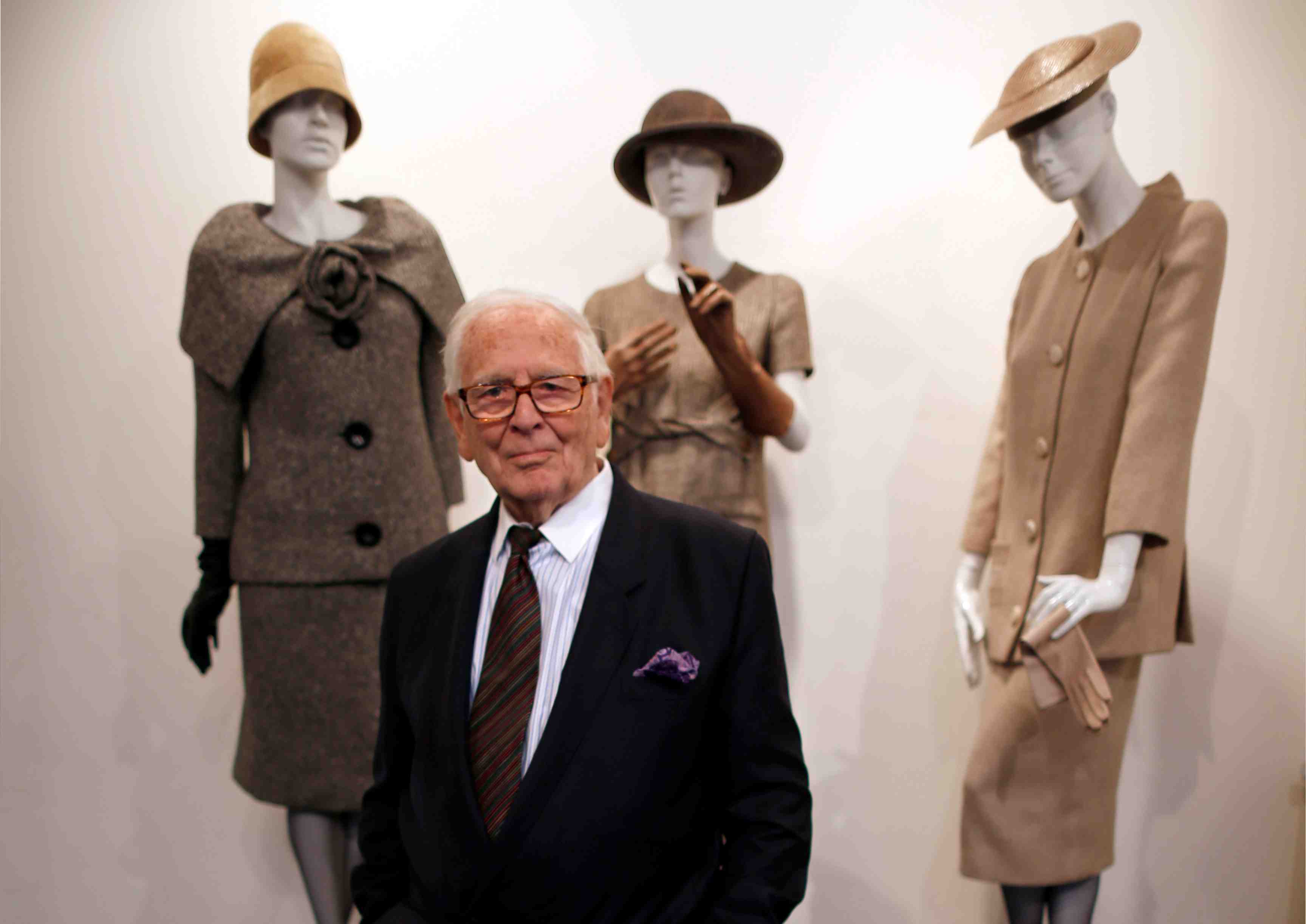 A 97 ans, pierre cardin reste couturier du futur