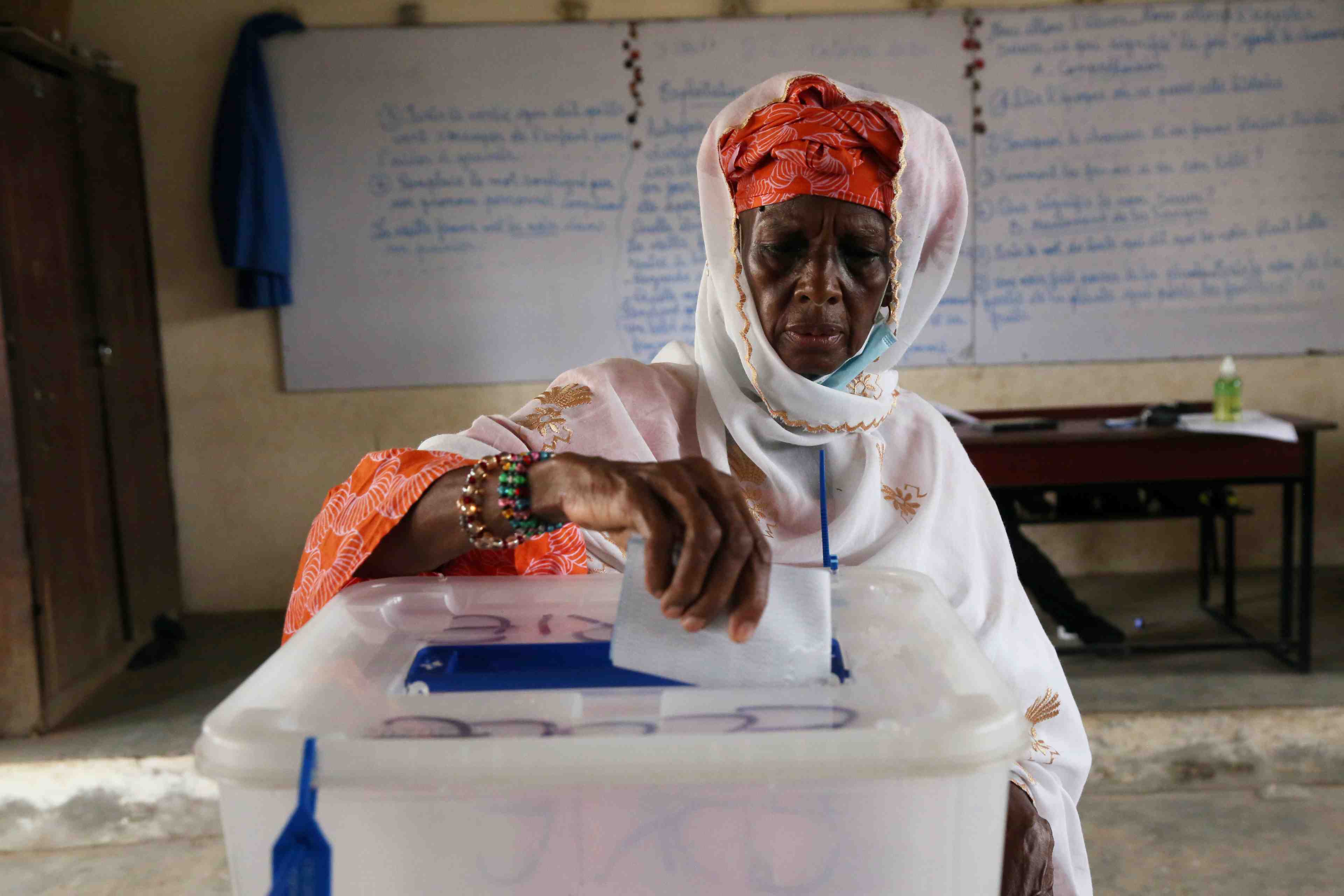Les ivoiriens aux urnes dans un contexte de fortes tensions