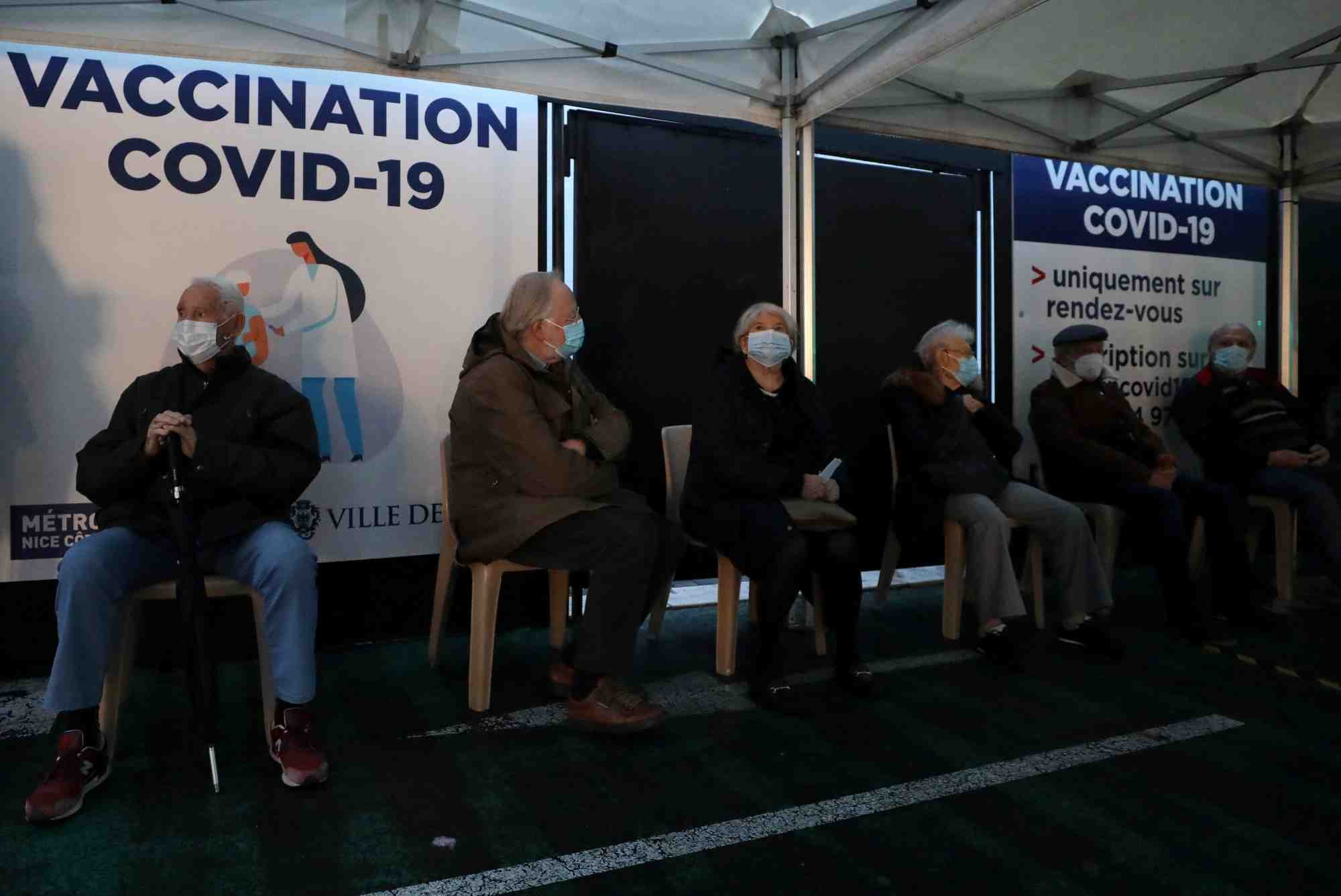 Coronavirus: la france franchit le cap du million de vaccinations