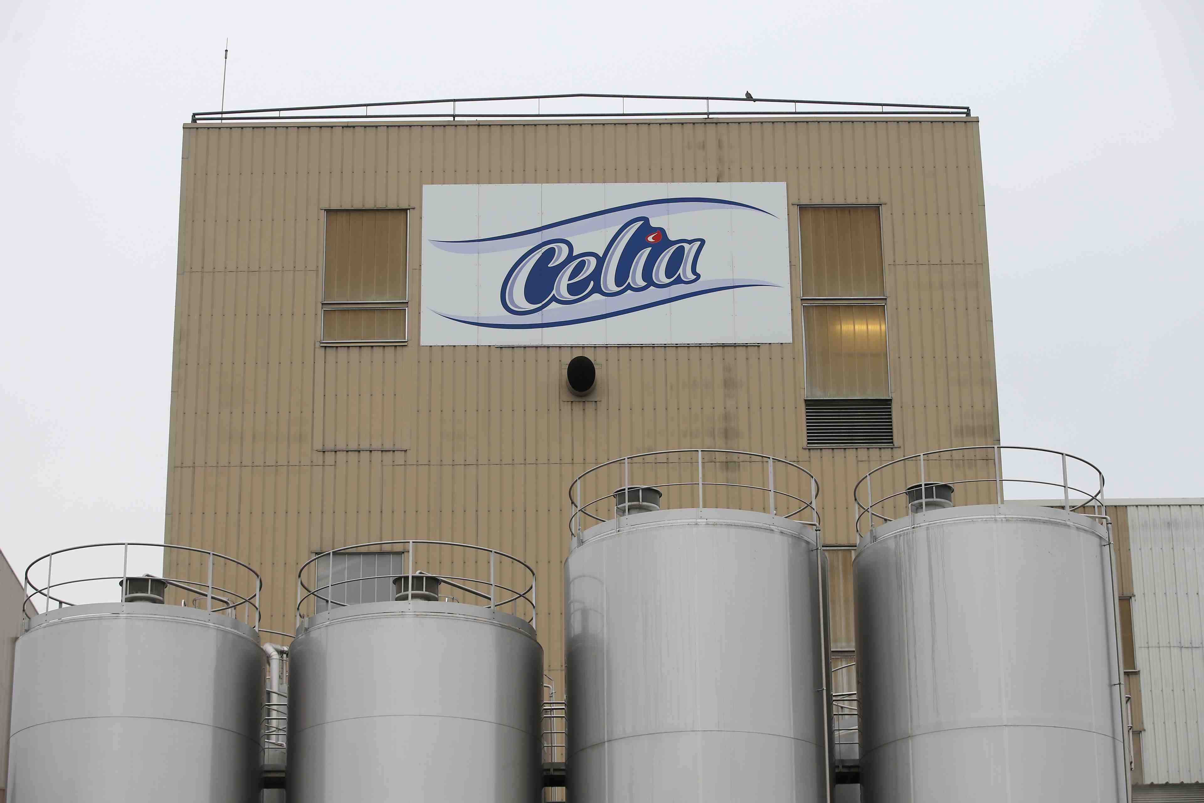 Le president de lactalis se defend de tout manquement